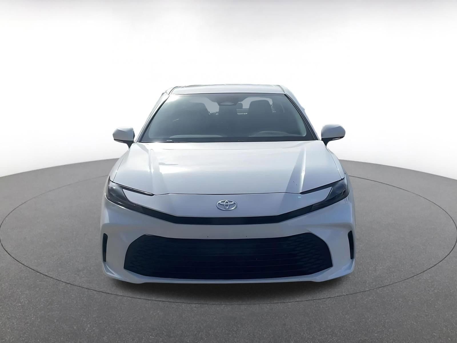 Thumbnail: 2025 Toyota Camry - 3