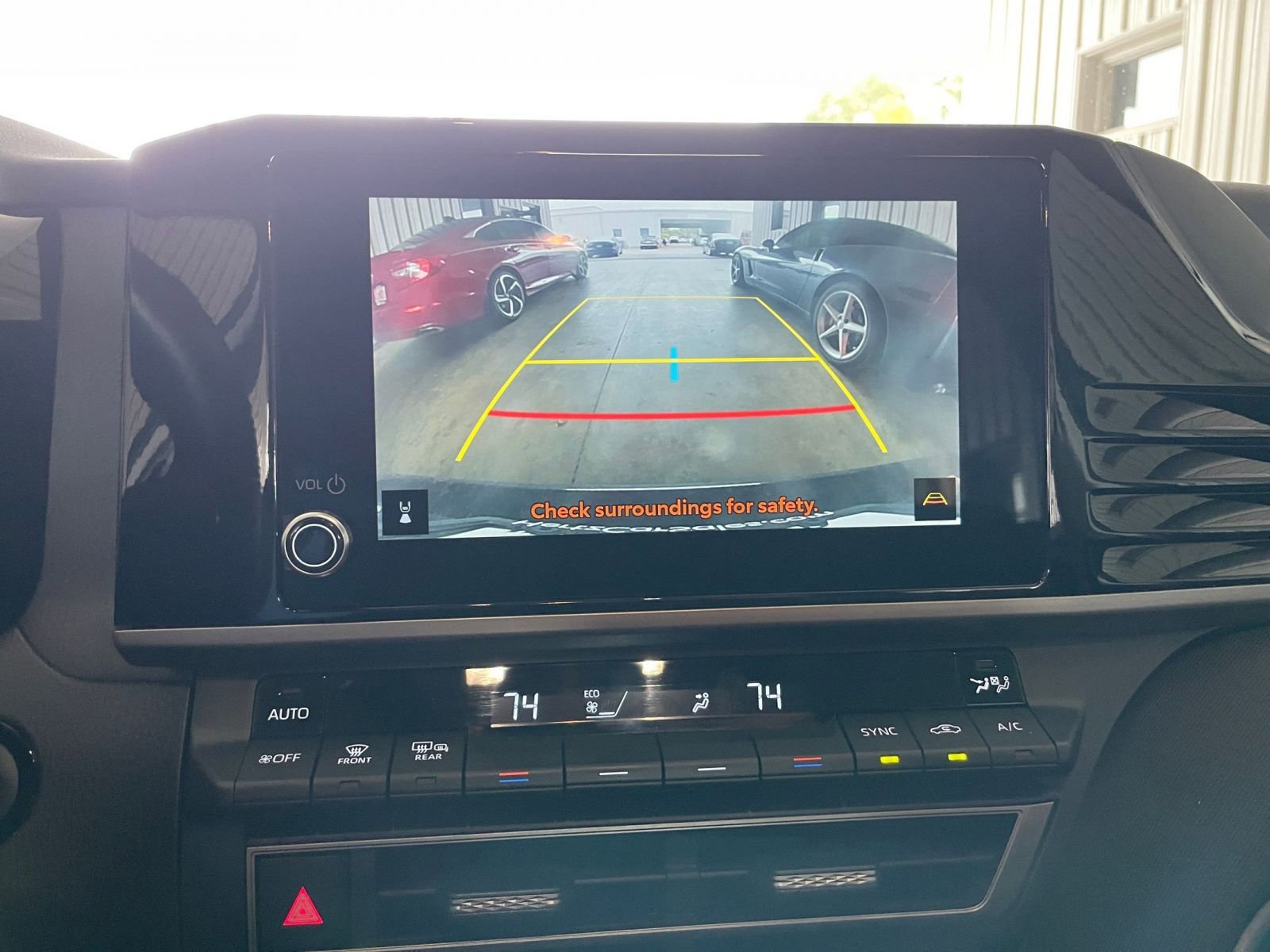 Thumbnail: 2025 Toyota Camry - 17