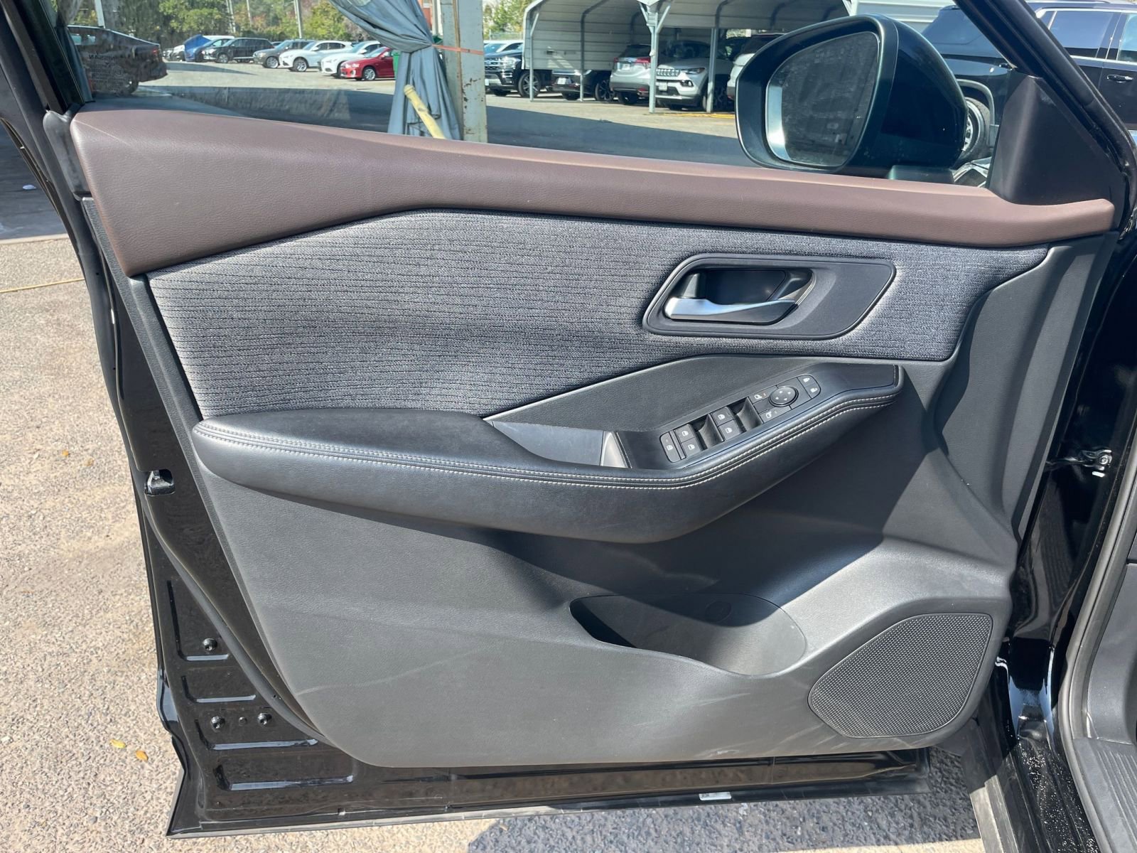 Thumbnail: 2023 Nissan Rogue - 18