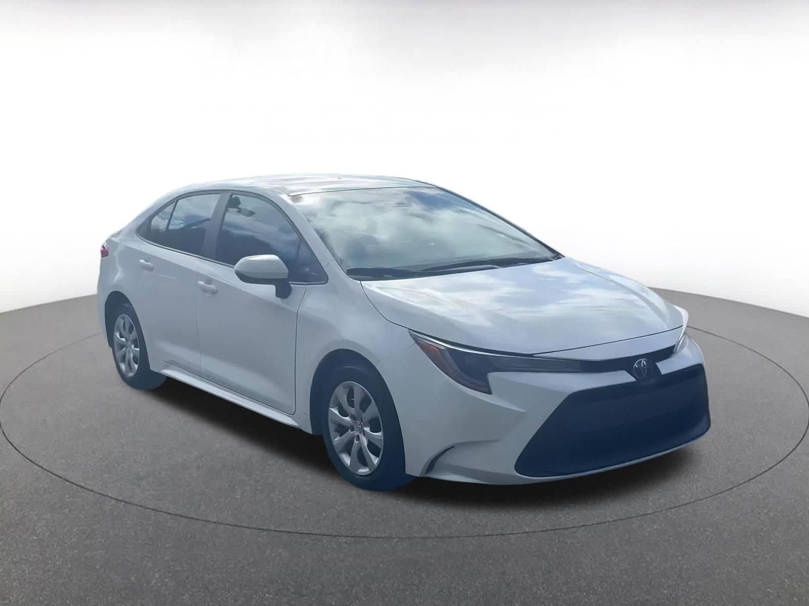 Thumbnail: 2025 Toyota Corolla - 2