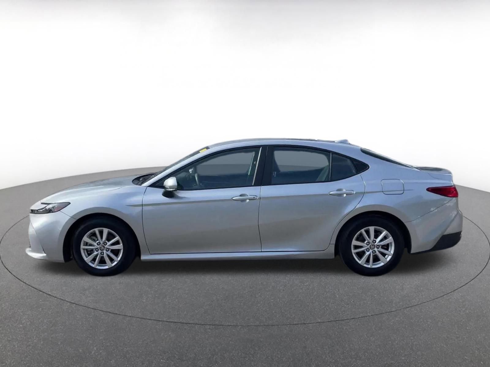 Thumbnail: 2025 Toyota Camry - 8