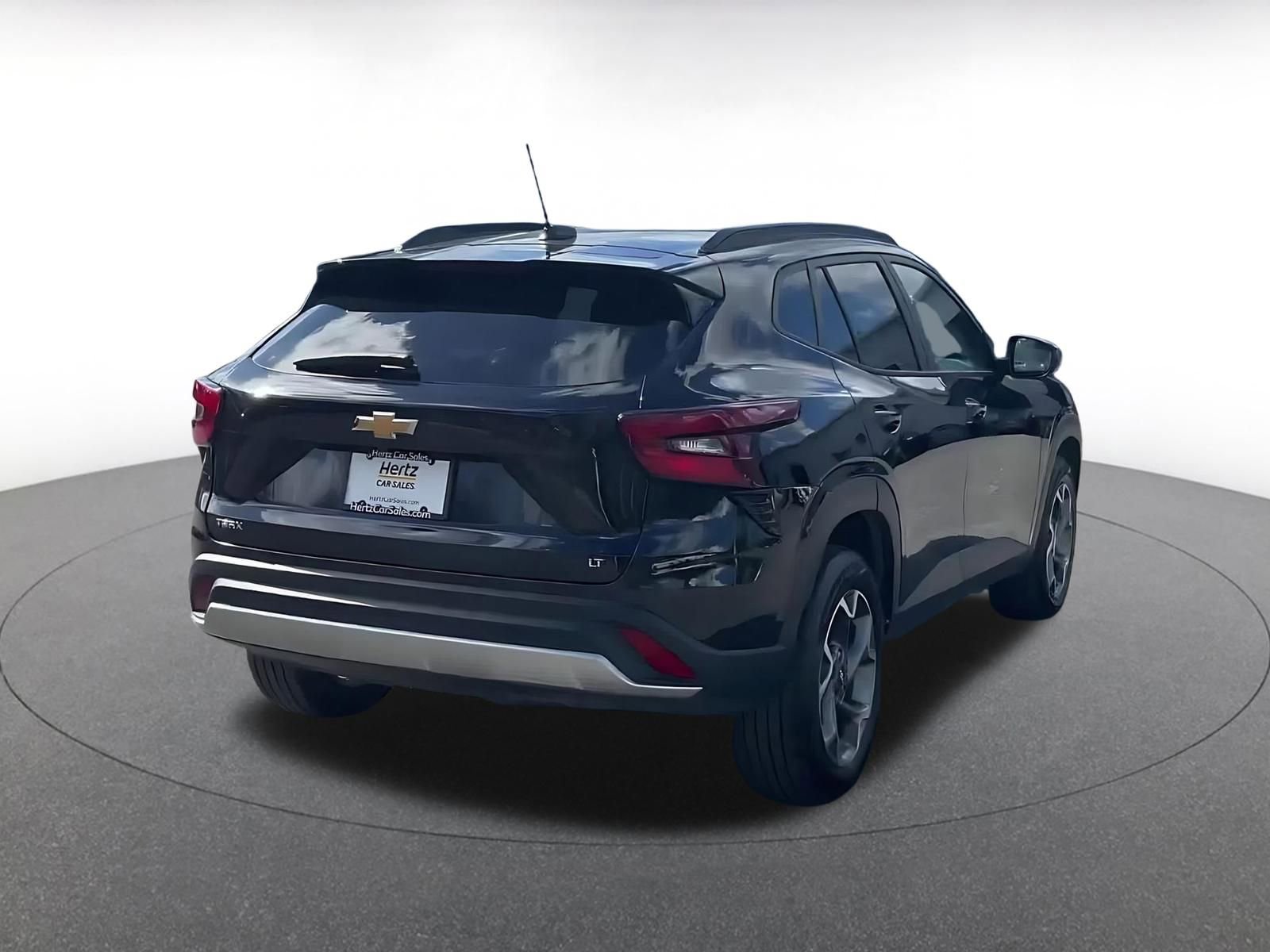 Thumbnail: 2025 Chevrolet Trax - 12