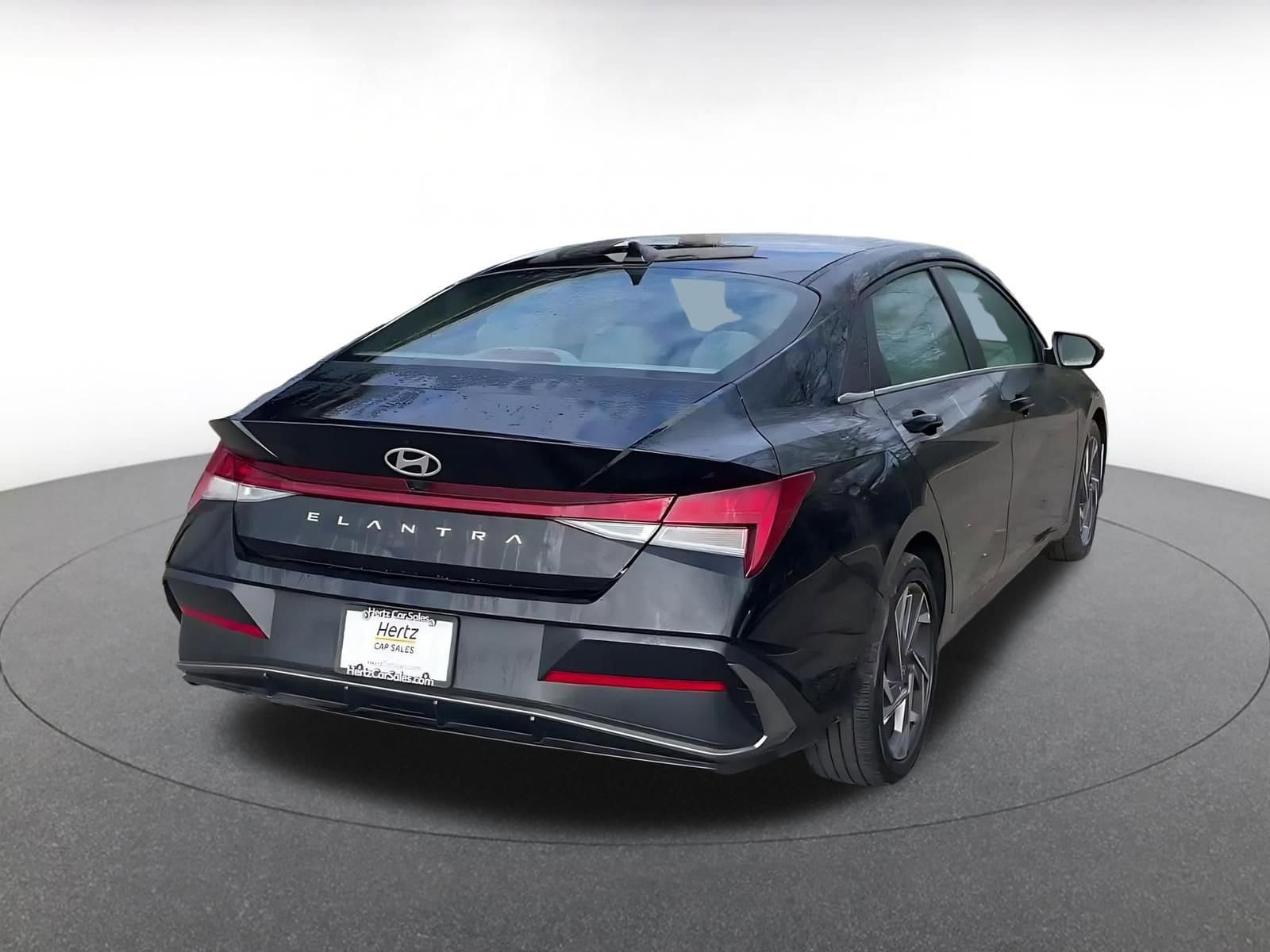 Thumbnail: 2025 Hyundai Elantra - 12