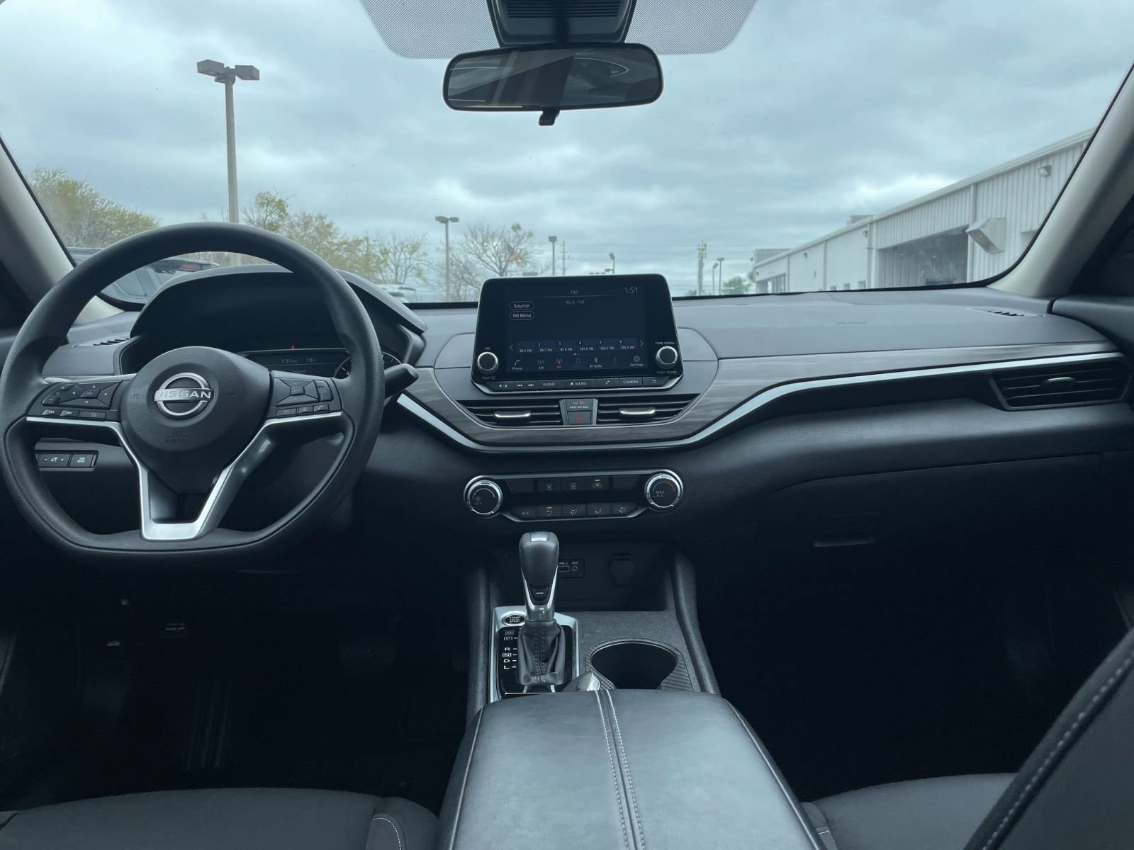 Thumbnail: 2025 Nissan Altima - 17