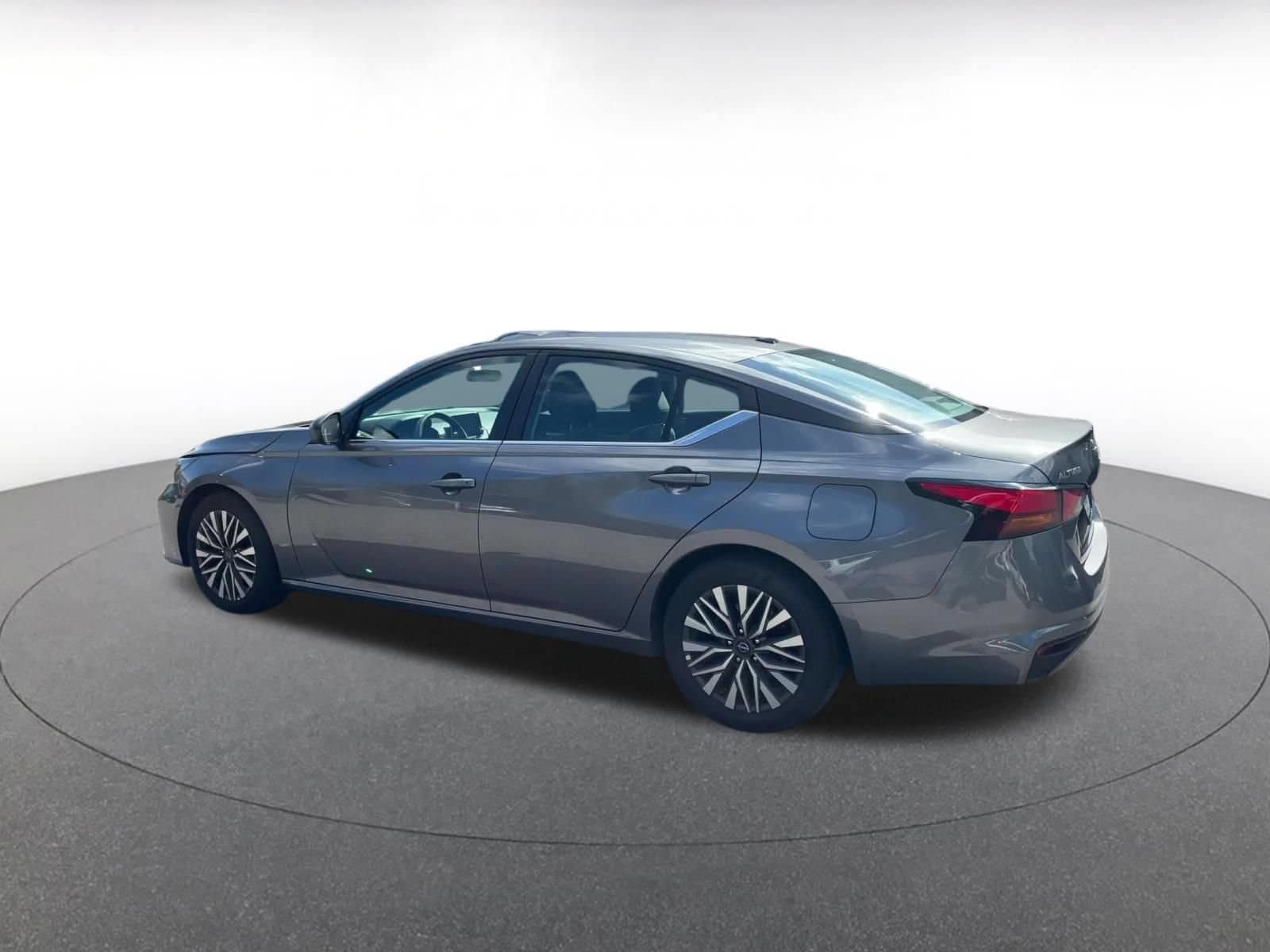 Thumbnail: 2026 Nissan Altima - 8