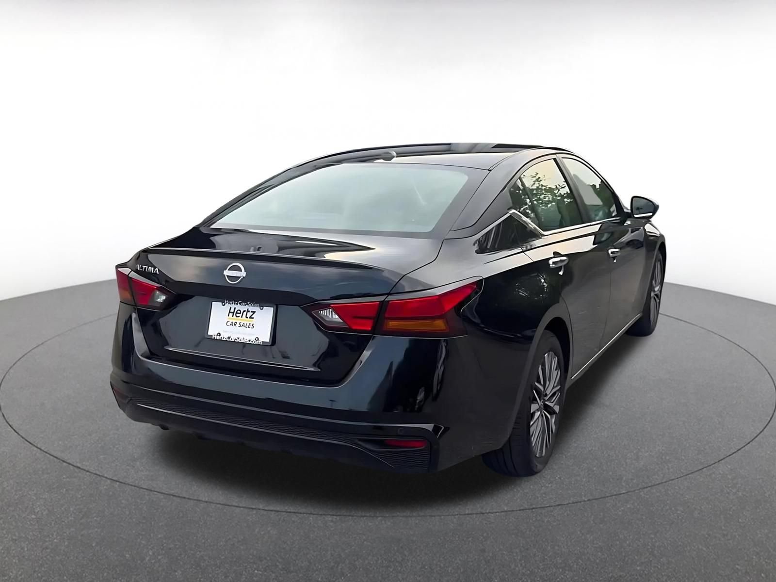 Thumbnail: 2025 Nissan Altima - 11