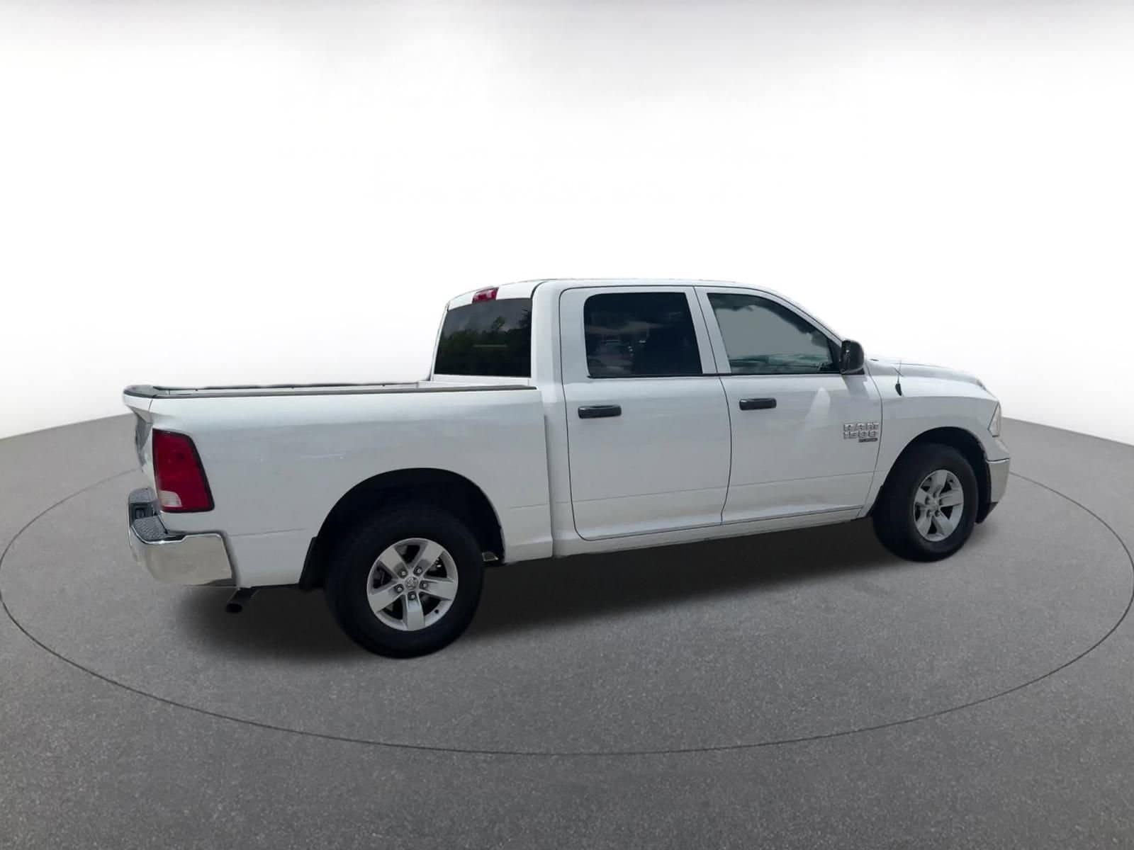 Thumbnail: 2022 RAM 1500 Classic - 14