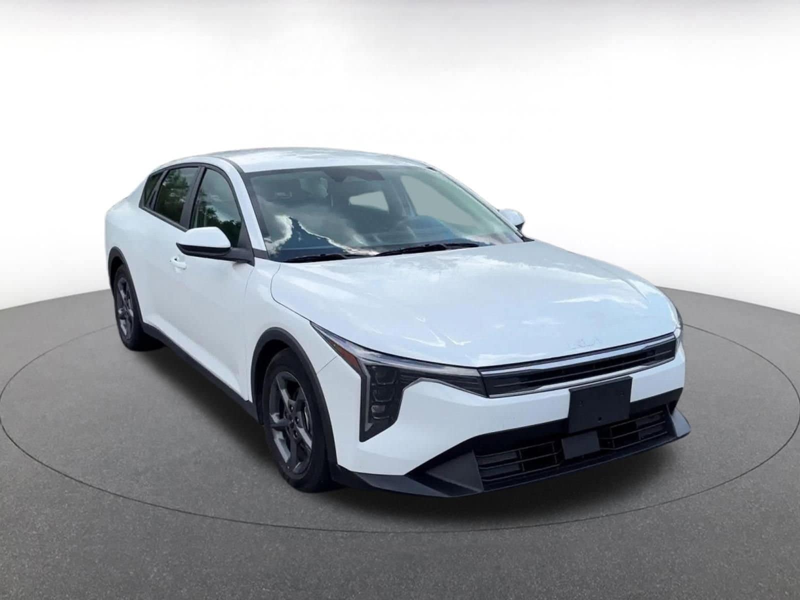 Thumbnail: 2025 Kia K4 - 2