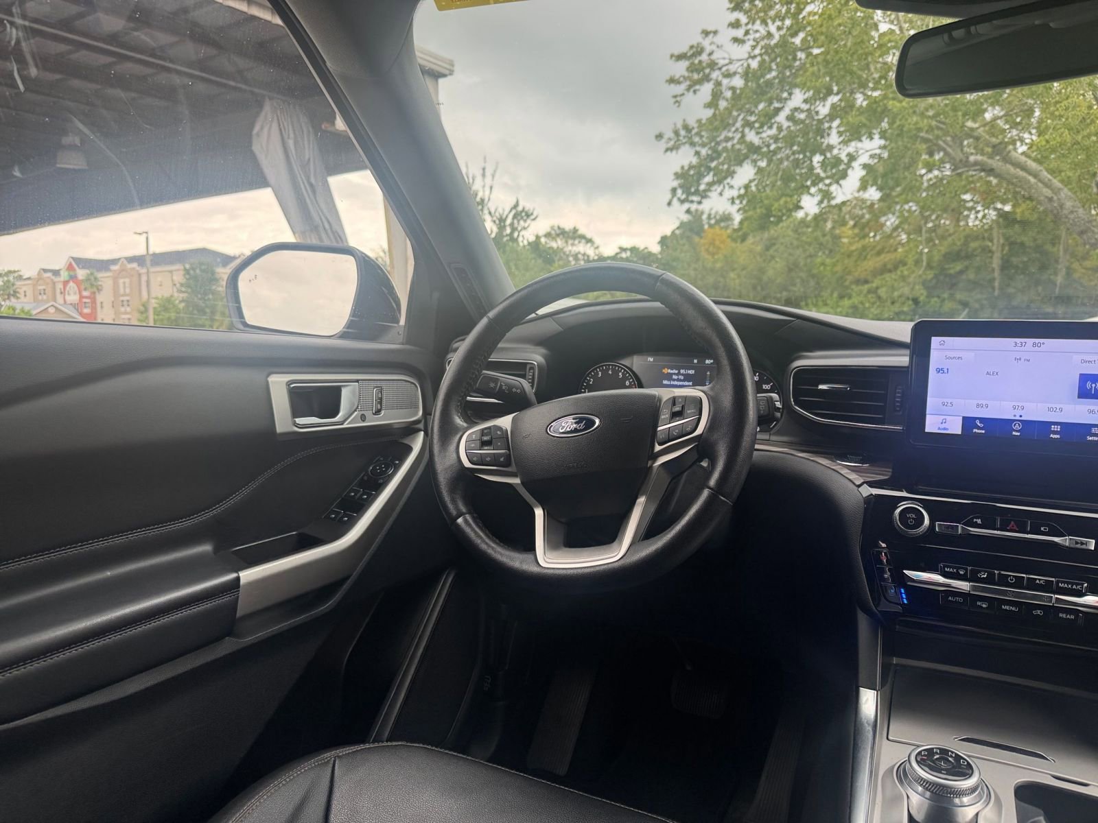 Thumbnail: 2023 Ford Explorer - 33