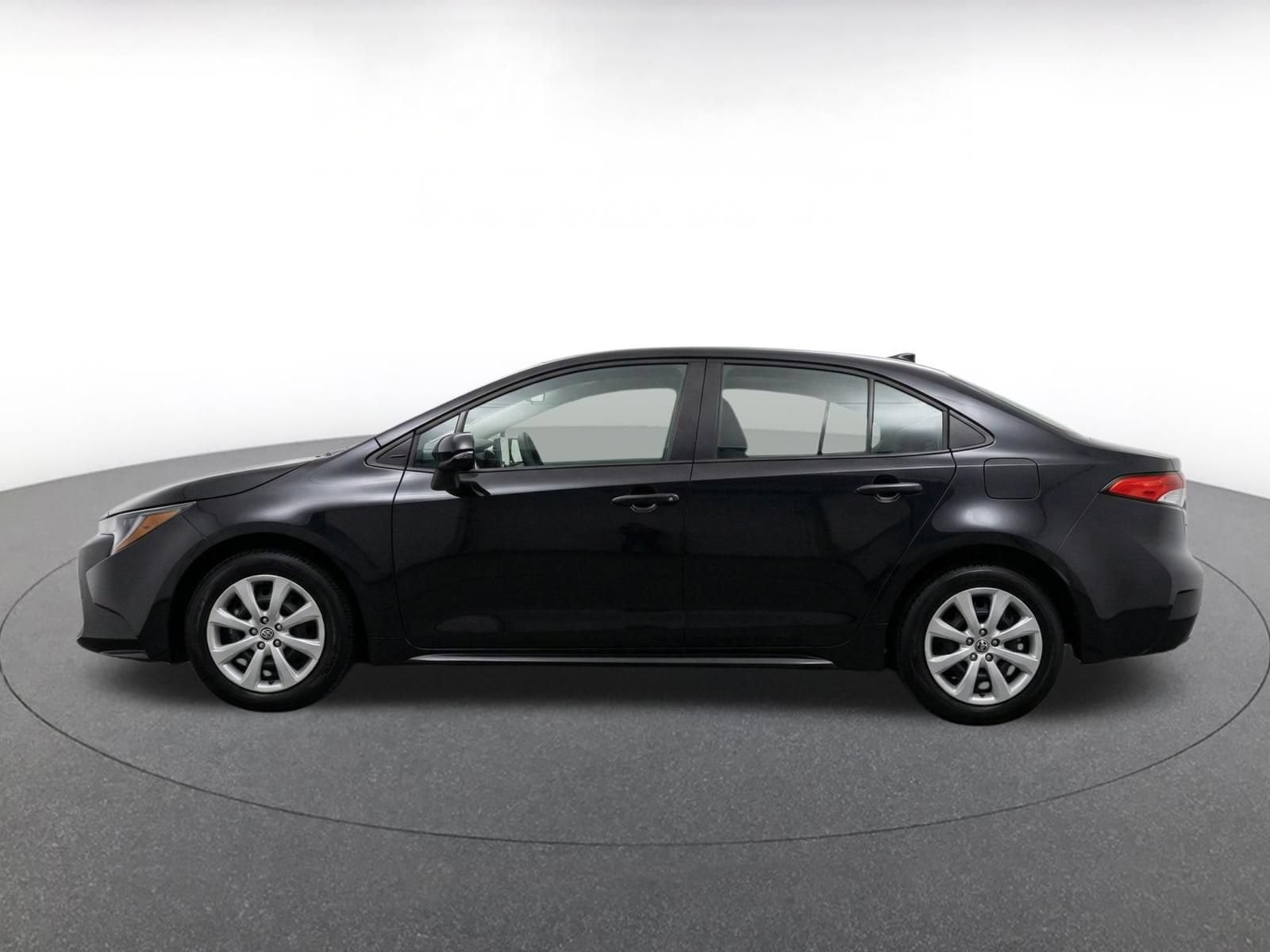 Thumbnail: 2025 Toyota Corolla - 4