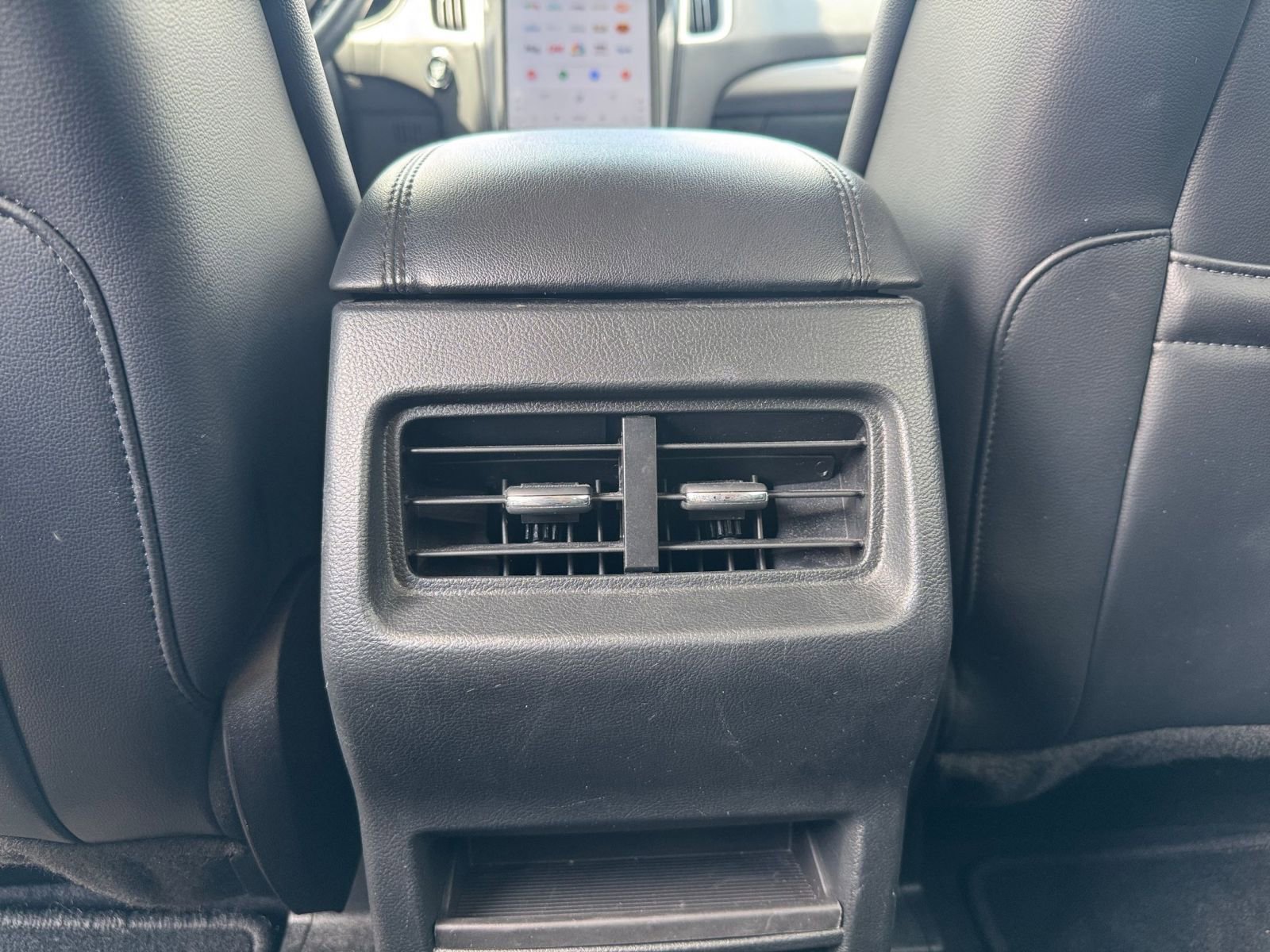 Thumbnail: 2024 Ford Edge - 23