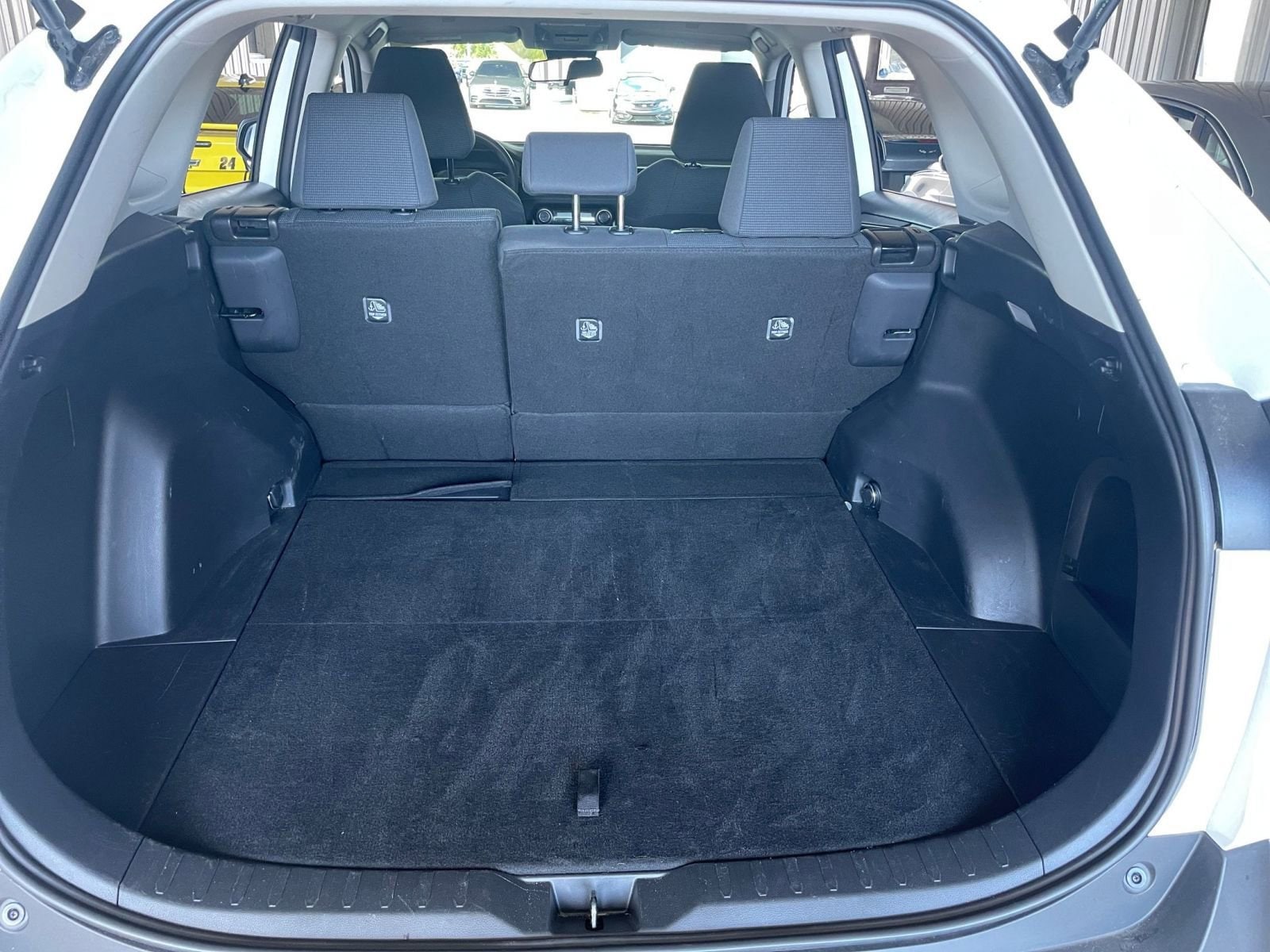 Thumbnail: 2025 Toyota RAV4 - 28