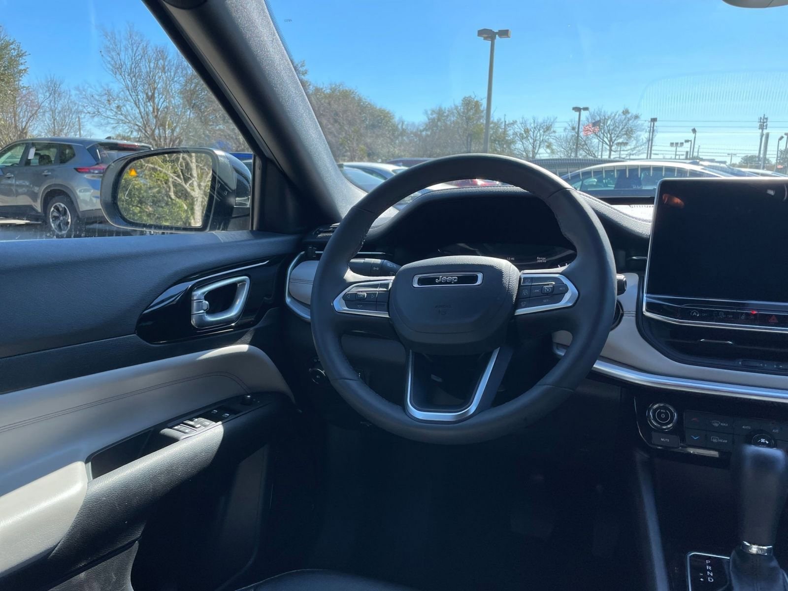 Thumbnail: 2025 Jeep Compass - 34