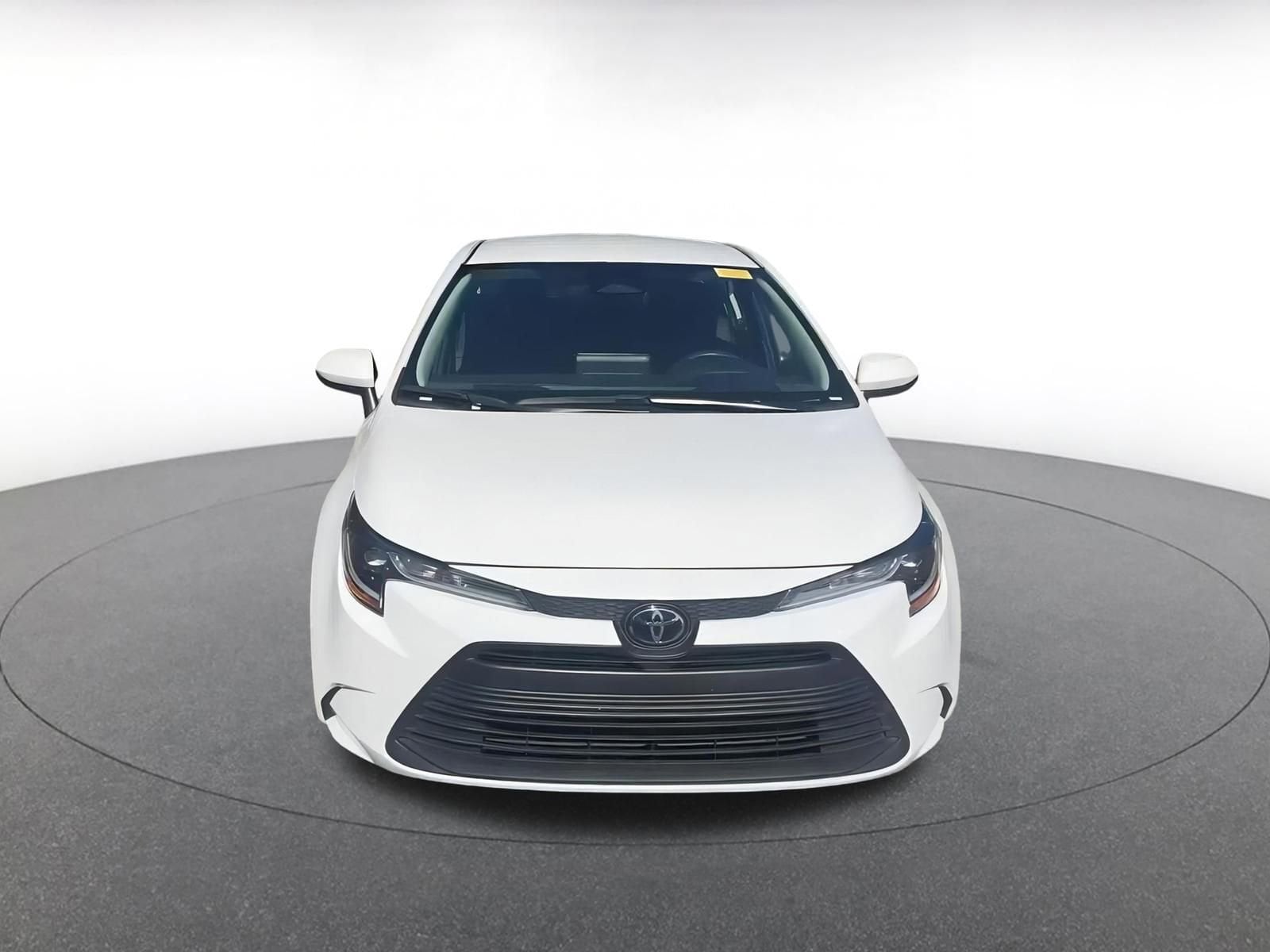 Thumbnail: 2025 Toyota Corolla - 3