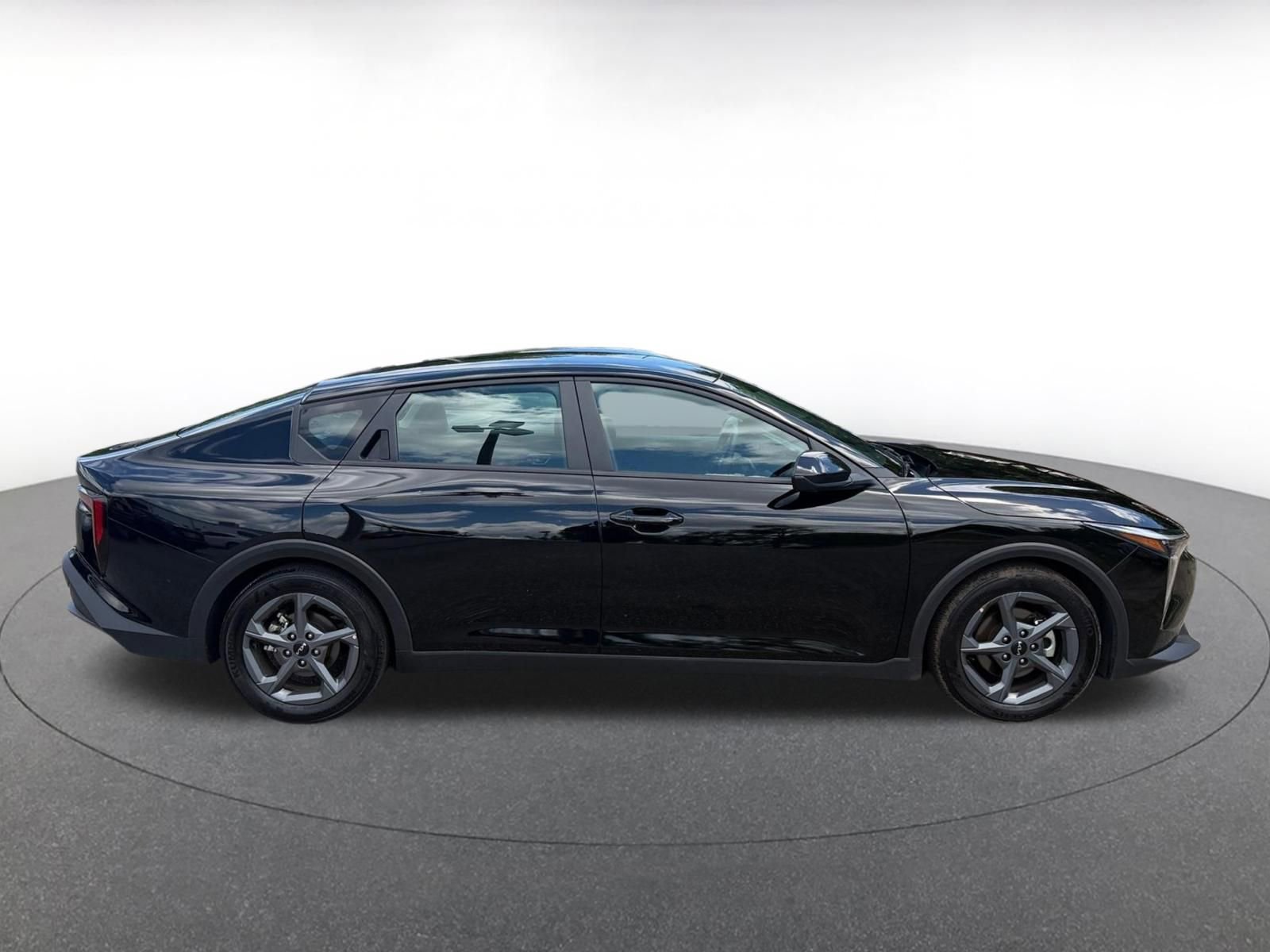 Thumbnail: 2025 Kia K4 - 15