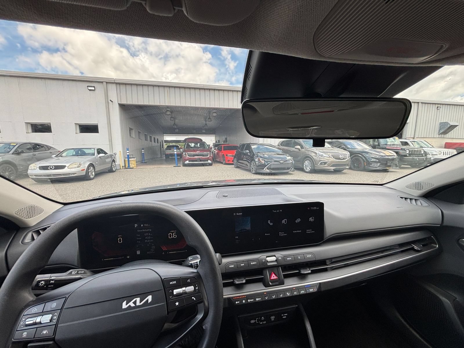 Thumbnail: 2025 Kia K4 - 32