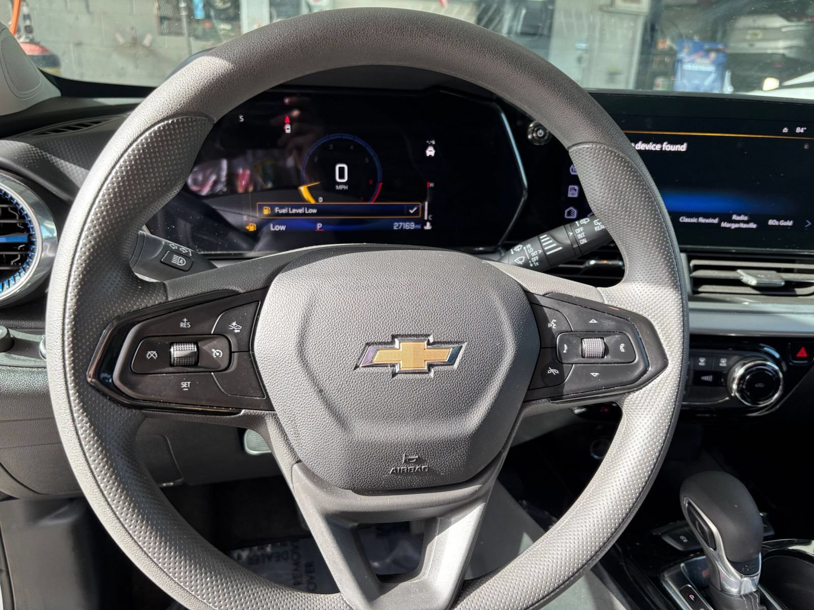 Thumbnail: 2025 Chevrolet Trax - 27