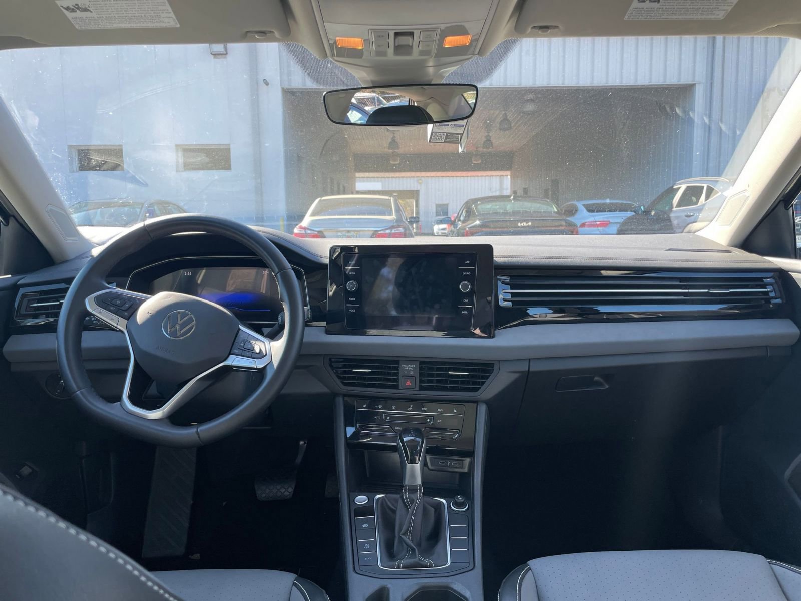 Thumbnail: 2025 Volkswagen Jetta - 33