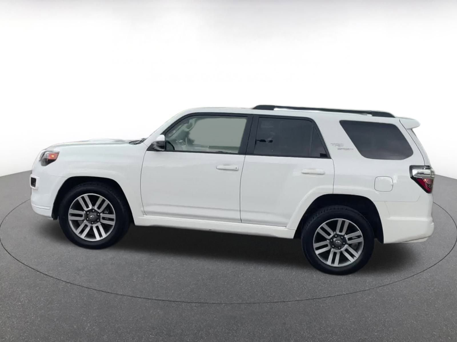 Thumbnail: 2024 Toyota 4Runner - 7