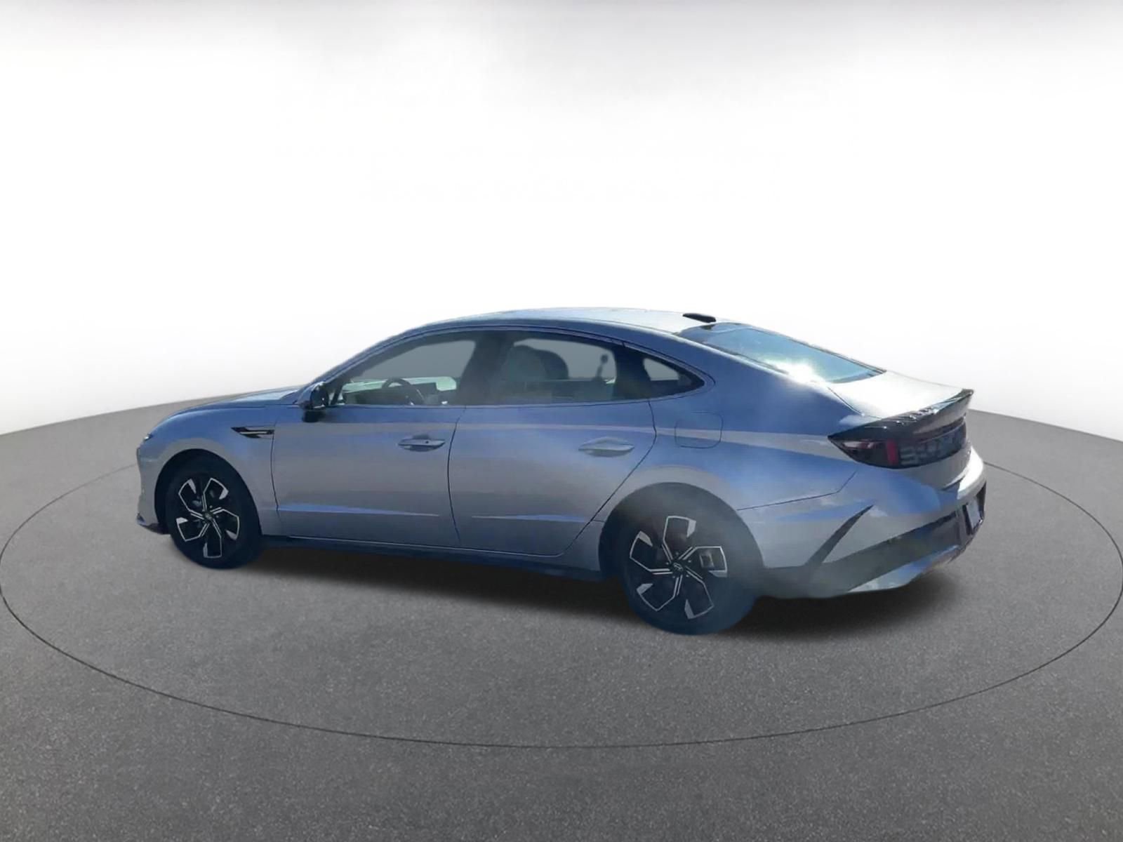 Thumbnail: 2025 Hyundai Sonata - 10