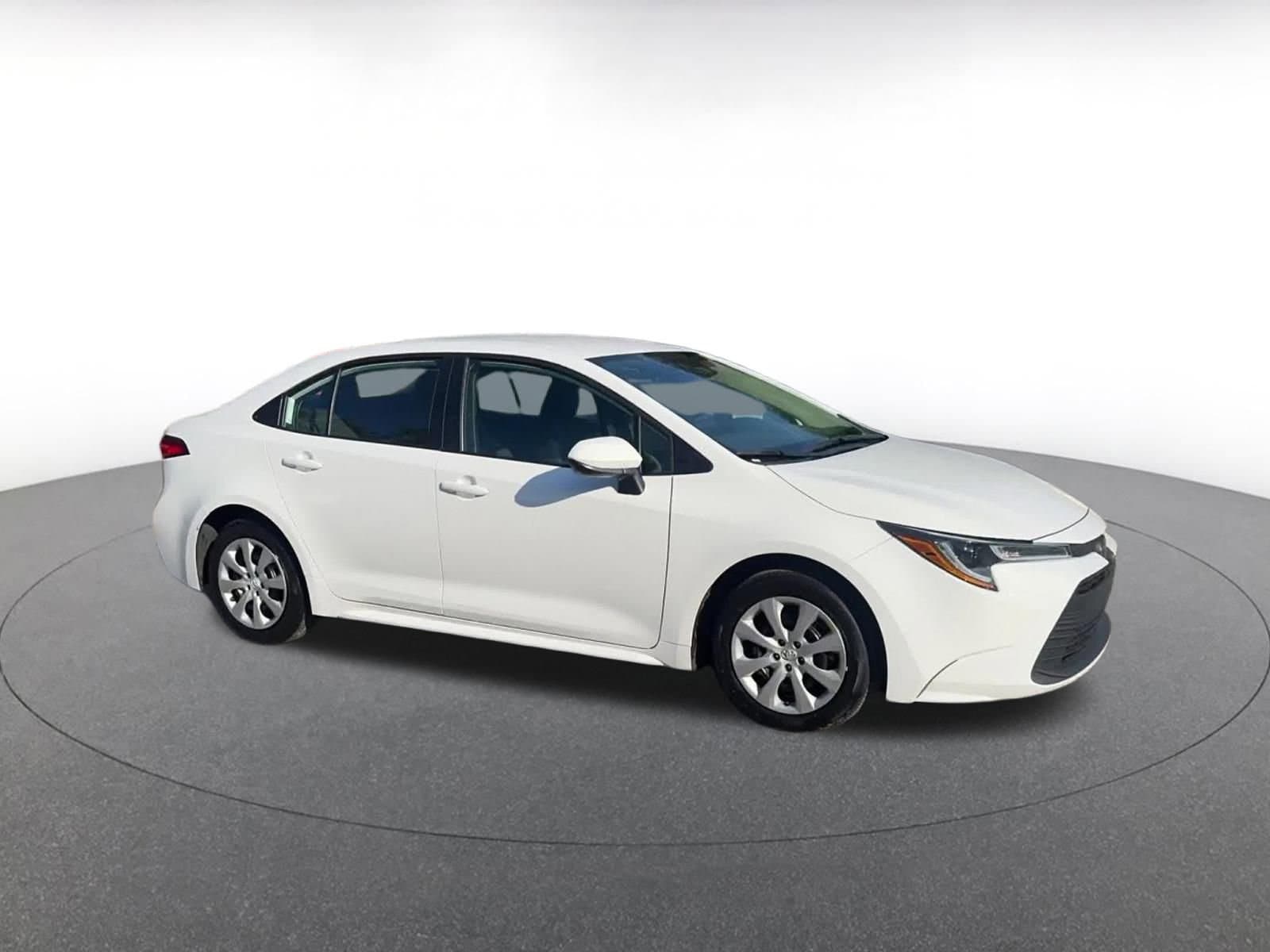 Thumbnail: 2025 Toyota Corolla - 1