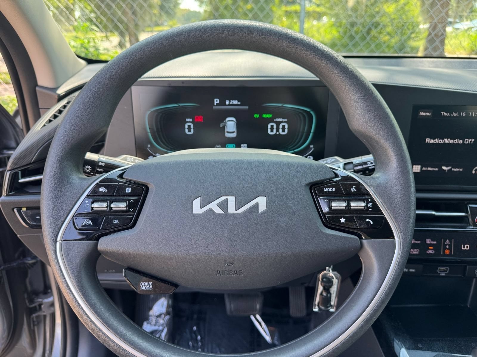 Thumbnail: 2026 Kia Niro - 25
