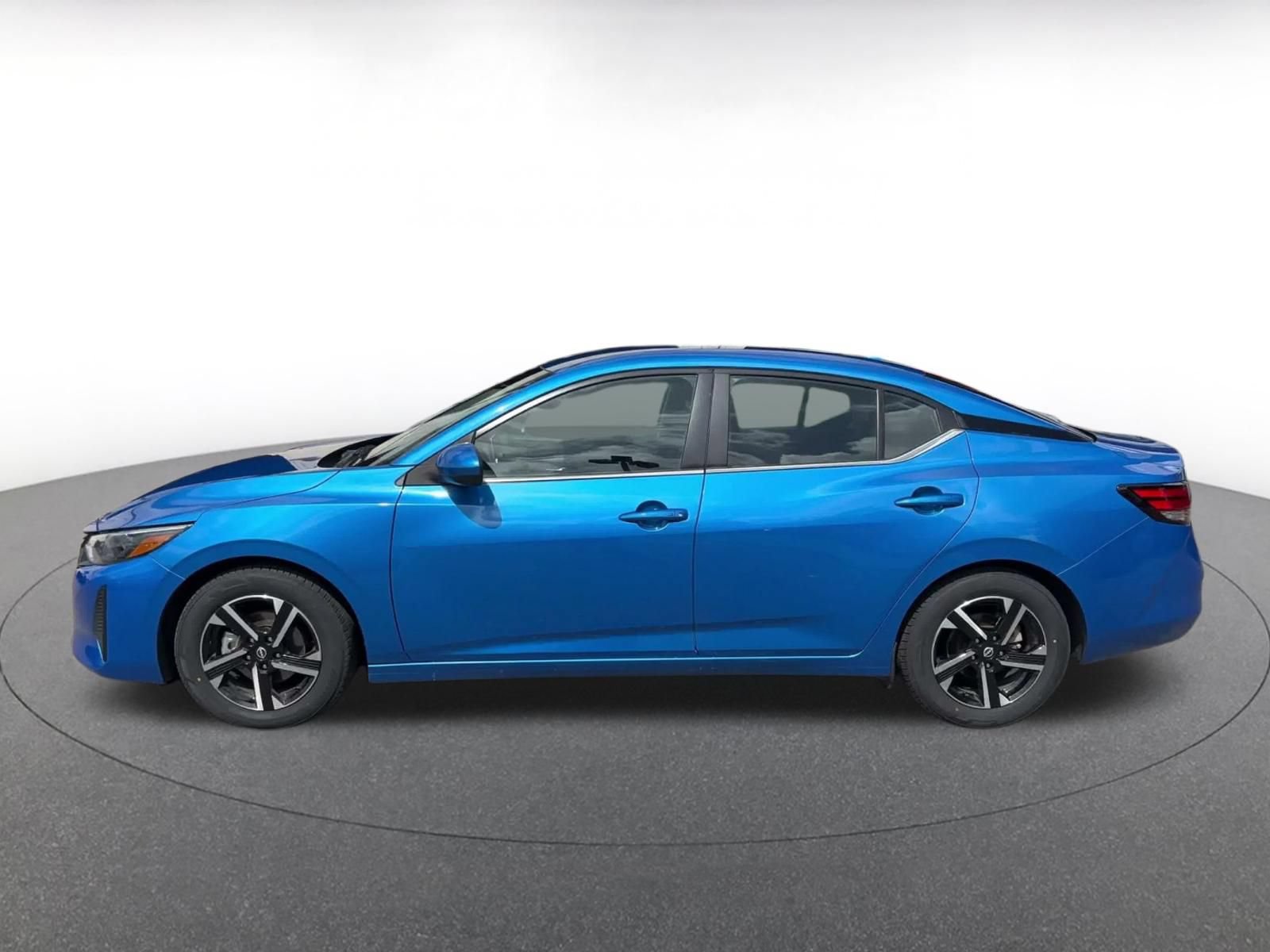 Thumbnail: 2025 Nissan Sentra - 6