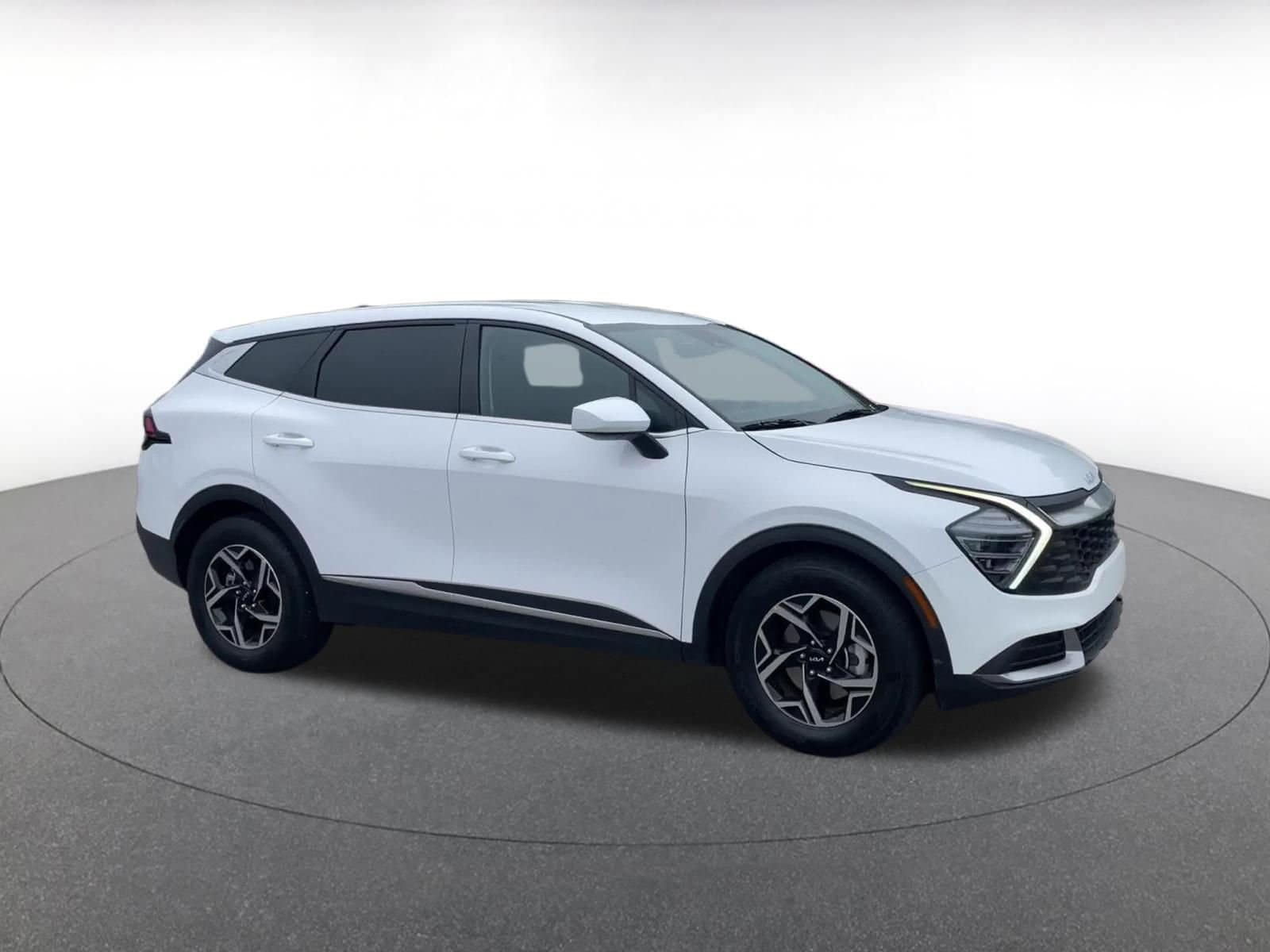 Thumbnail: 2025 Kia Sportage - 1