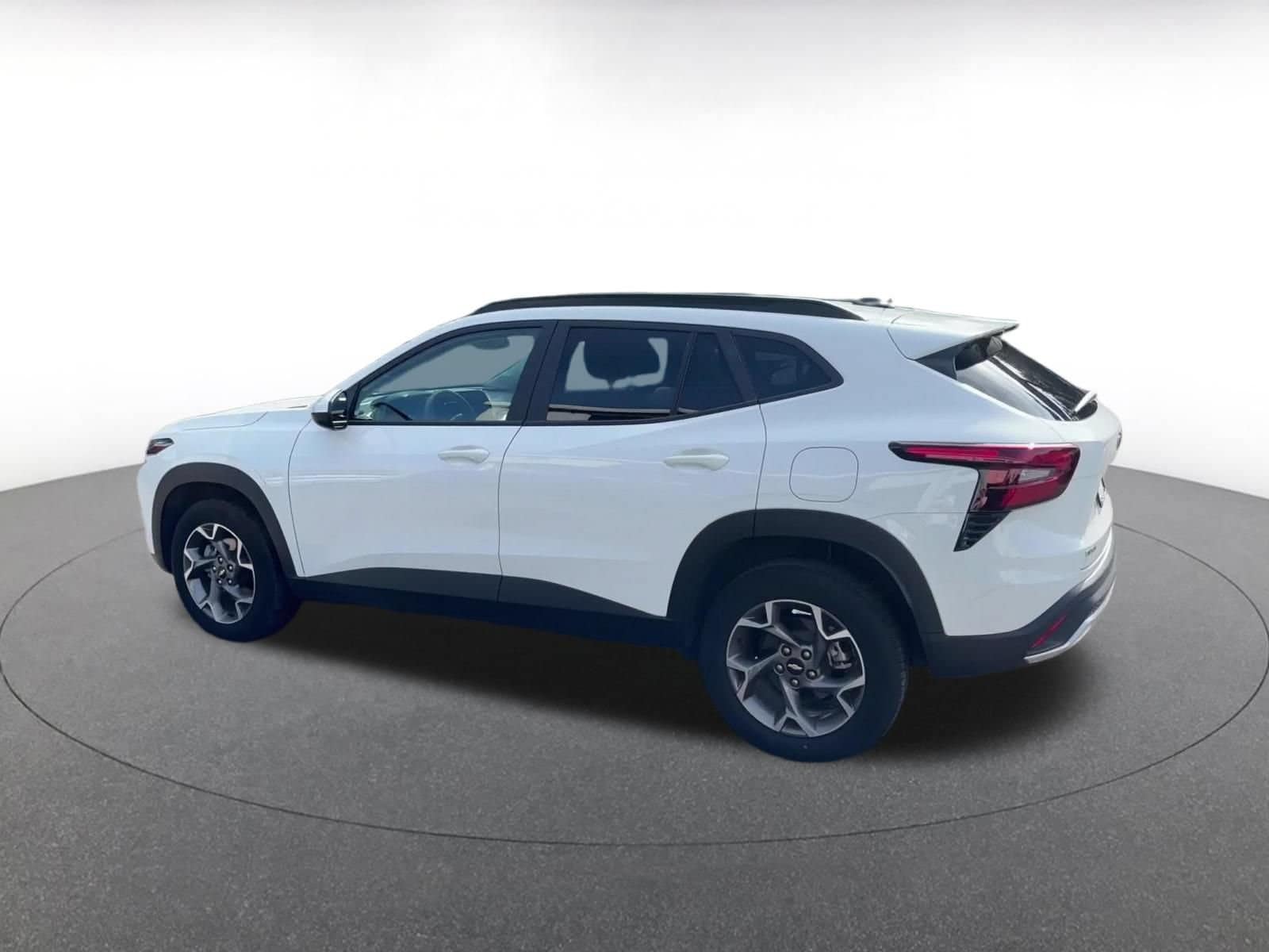 Thumbnail: 2025 Chevrolet Trax - 9
