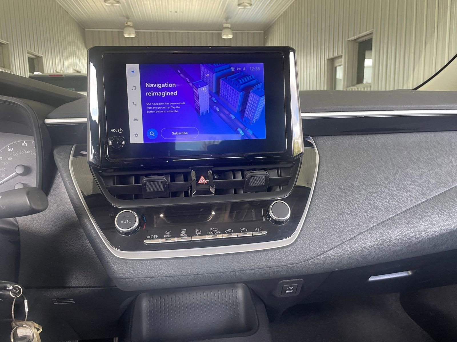 Thumbnail: 2025 Toyota Corolla - 18