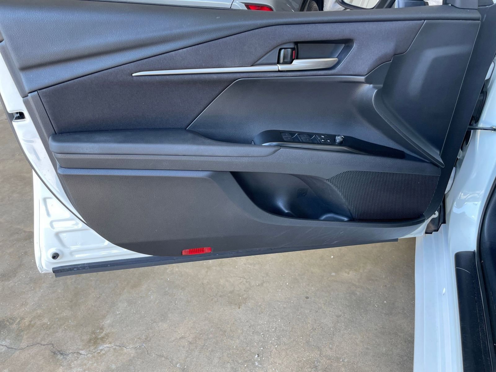 Thumbnail: 2025 Toyota Camry - 20