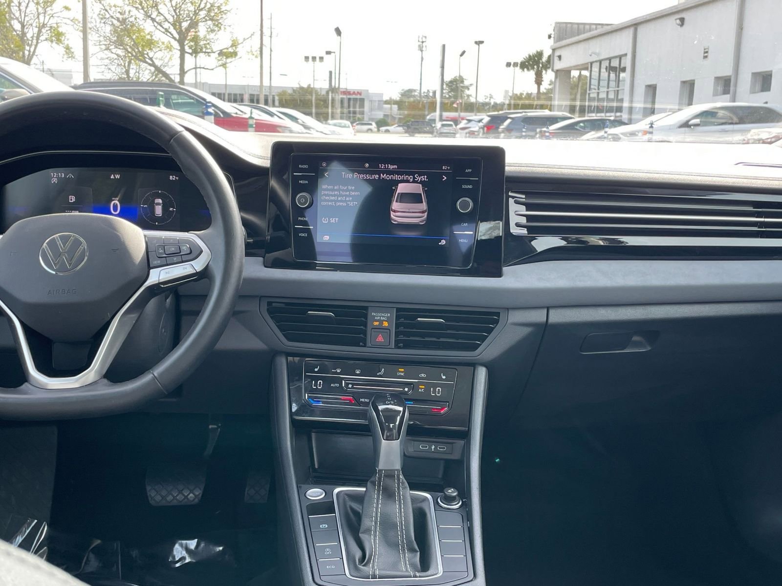 Thumbnail: 2025 Volkswagen Jetta - 18