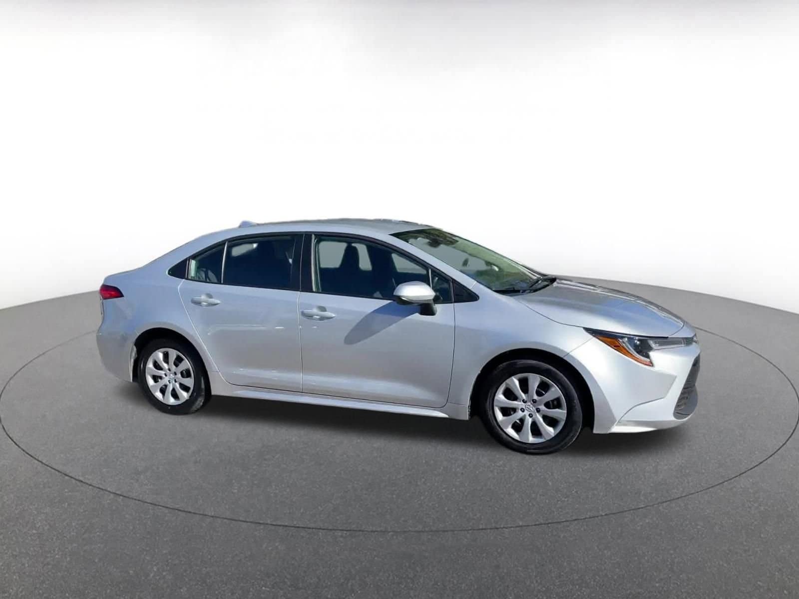 Thumbnail: 2025 Toyota Corolla - 1