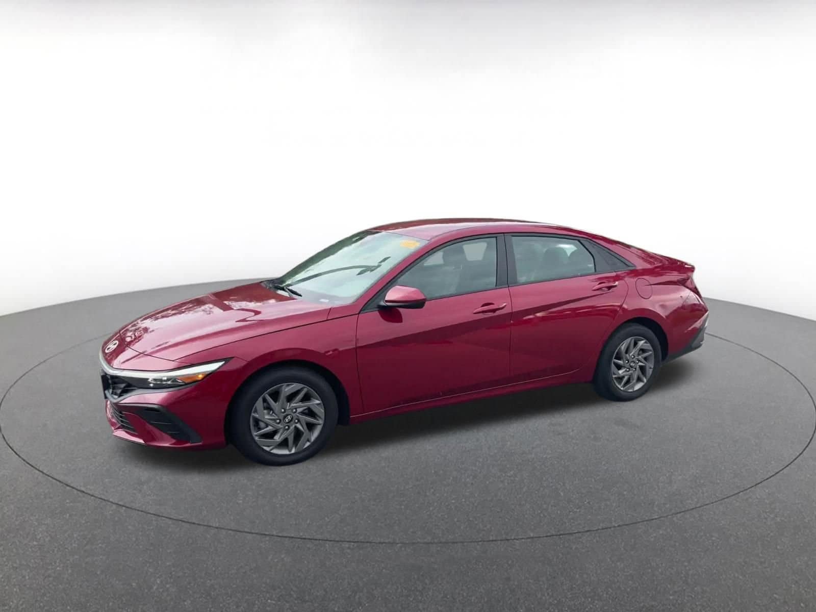 Thumbnail: 2024 Hyundai Elantra - 7