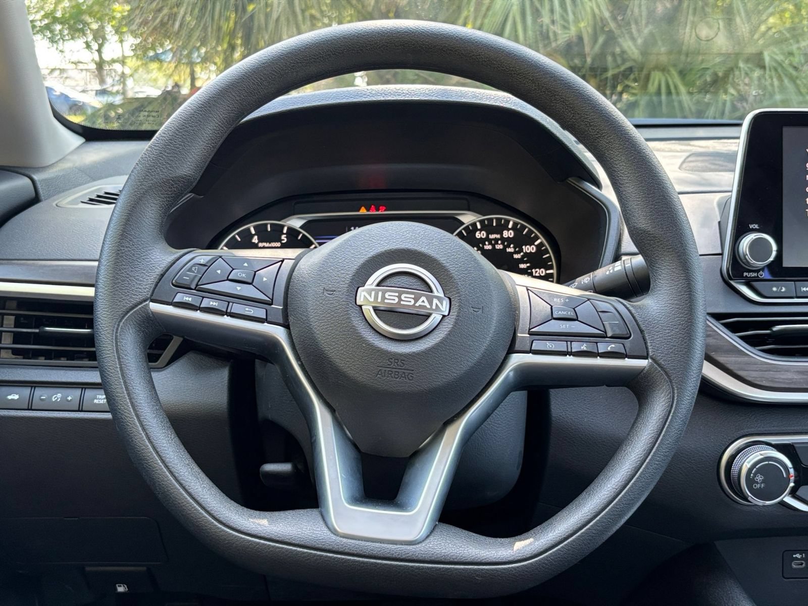 Thumbnail: 2025 Nissan Altima - 28