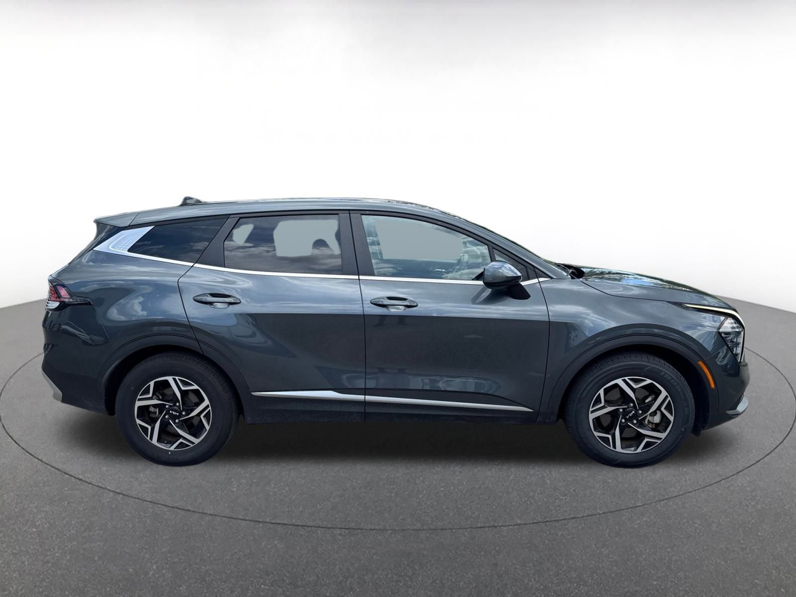 Thumbnail: 2024 Kia Sportage - 15
