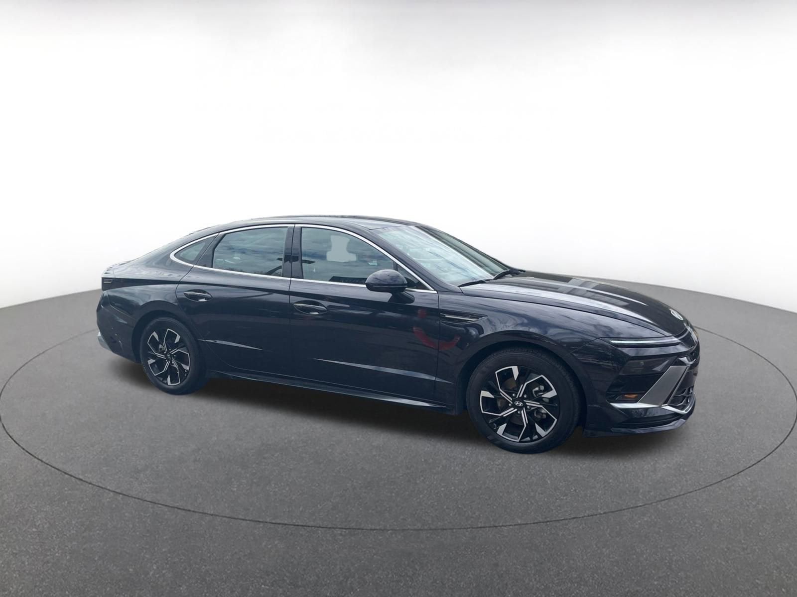Thumbnail: 2025 Hyundai Sonata - 1