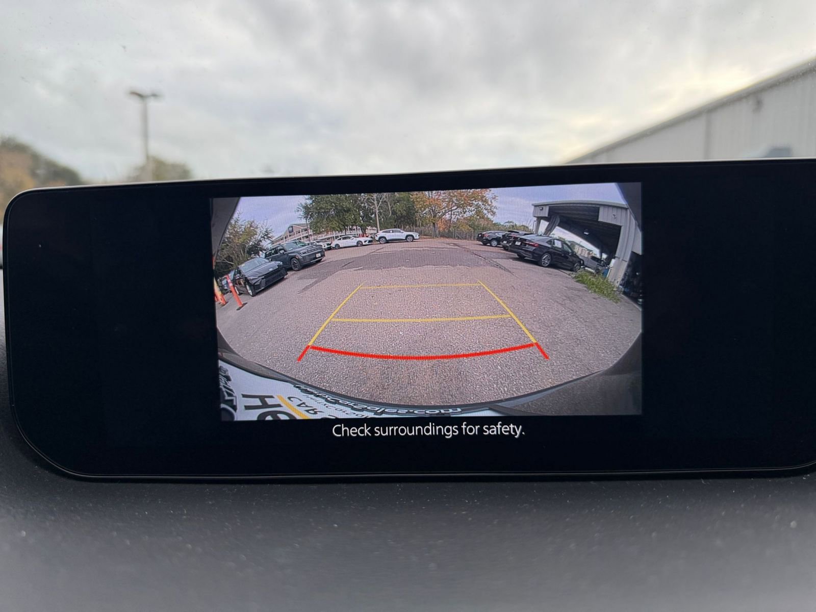 Thumbnail: 2025 Mazda CX-50 - 17