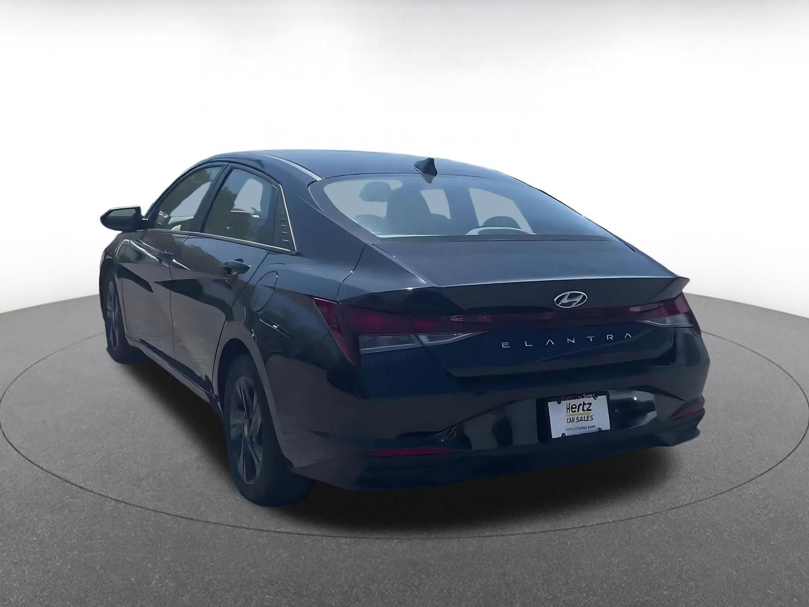 Thumbnail: 2023 Hyundai Elantra - 10