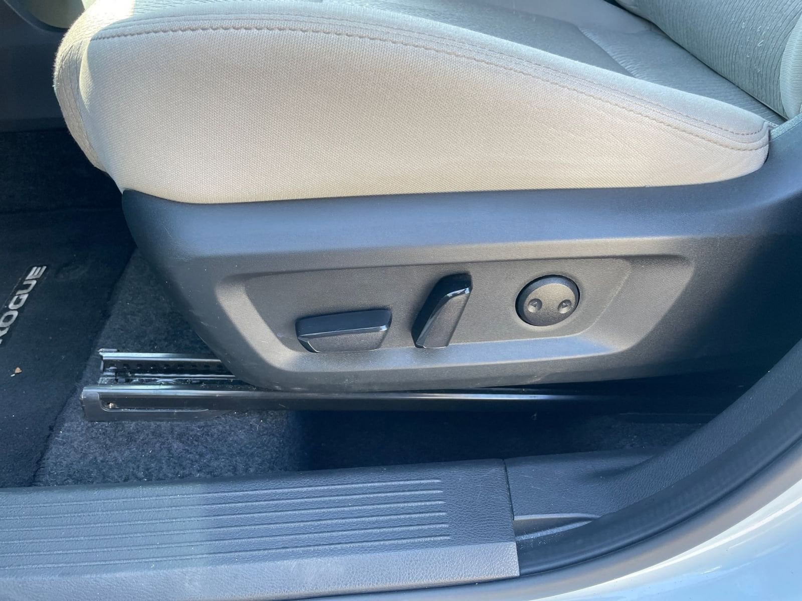 Thumbnail: 2025 Nissan Rogue - 22