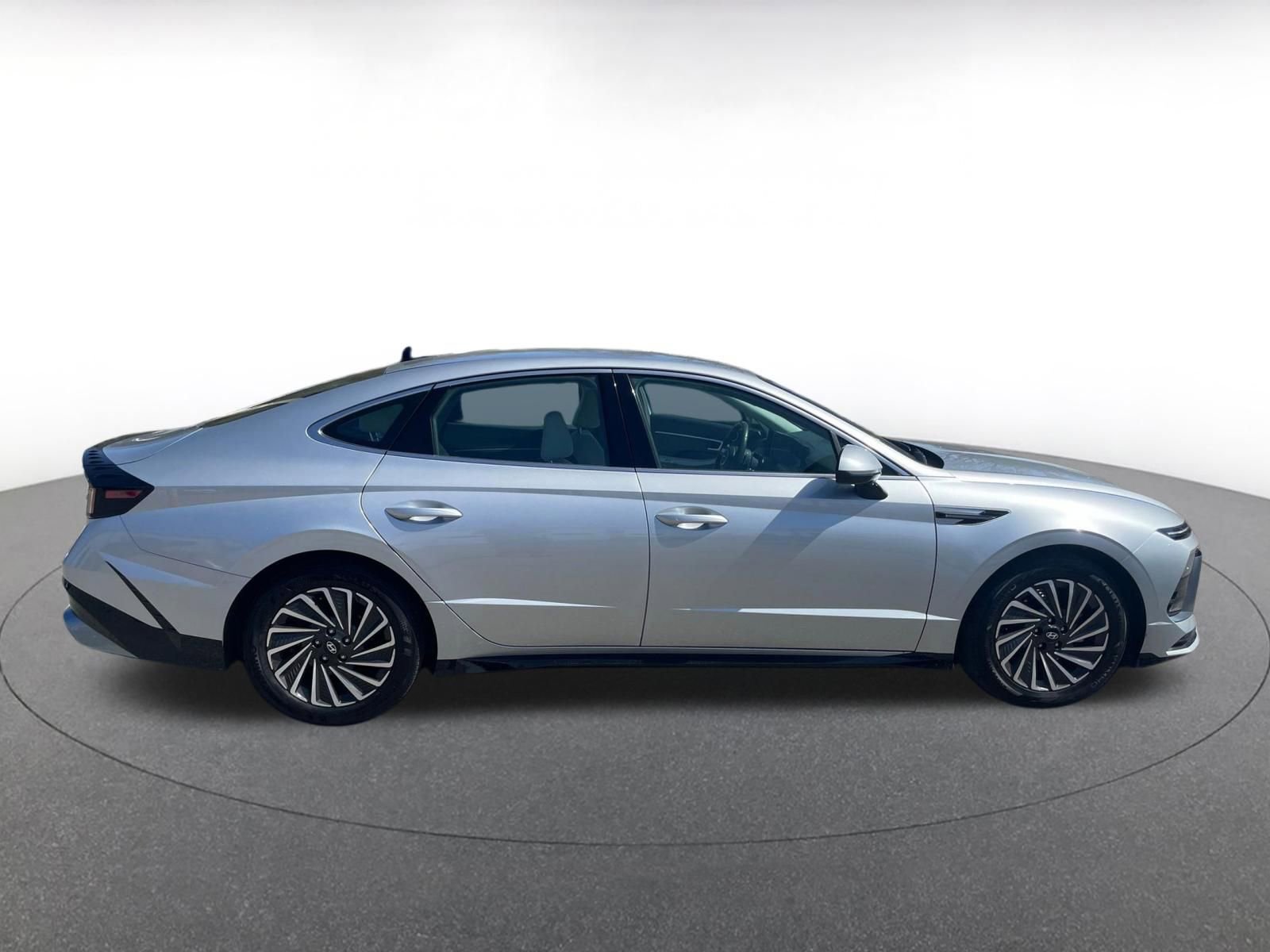 Thumbnail: 2025 Hyundai Sonata - 15