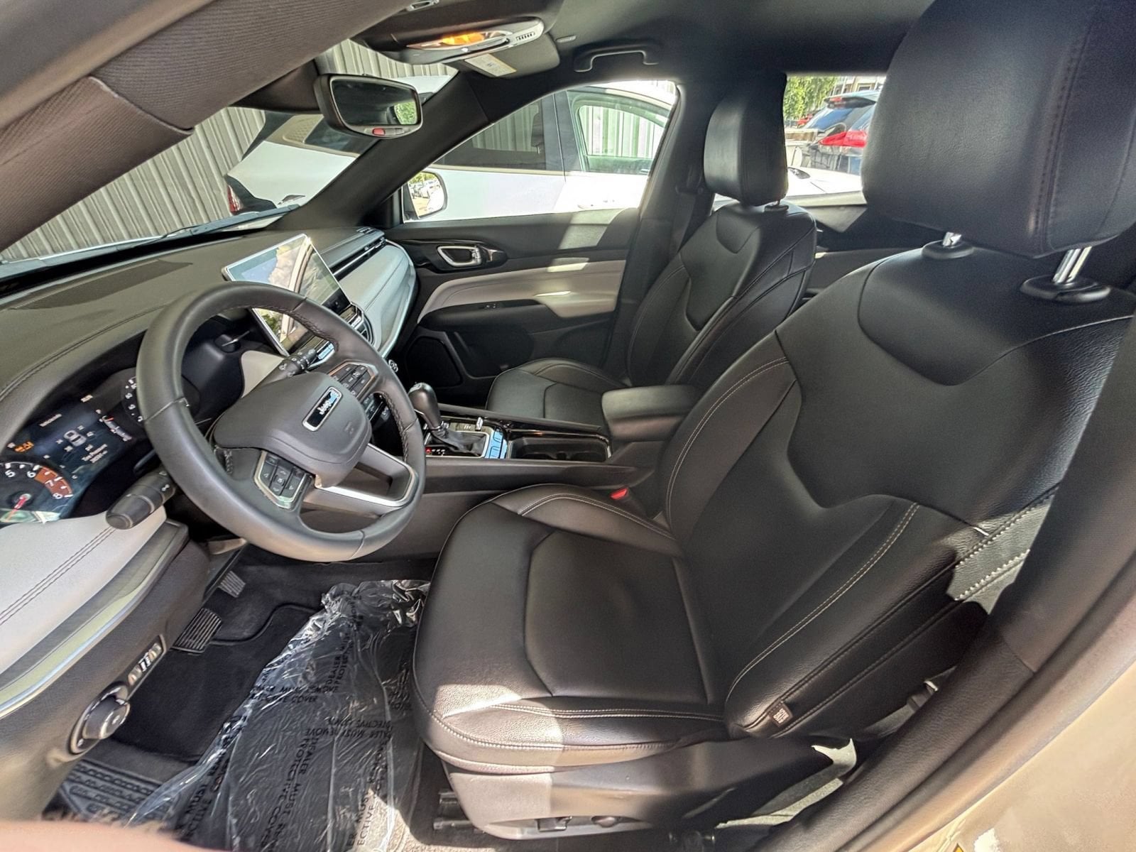 Thumbnail: 2025 Jeep Compass - 28