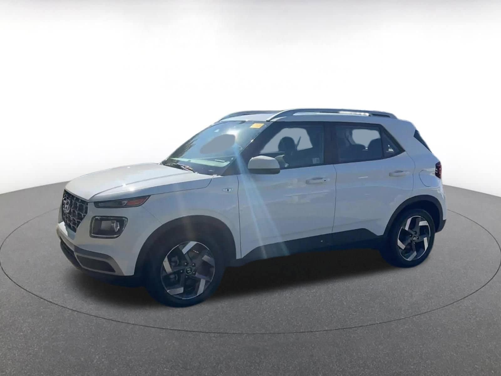 Thumbnail: 2025 Hyundai Venue - 7