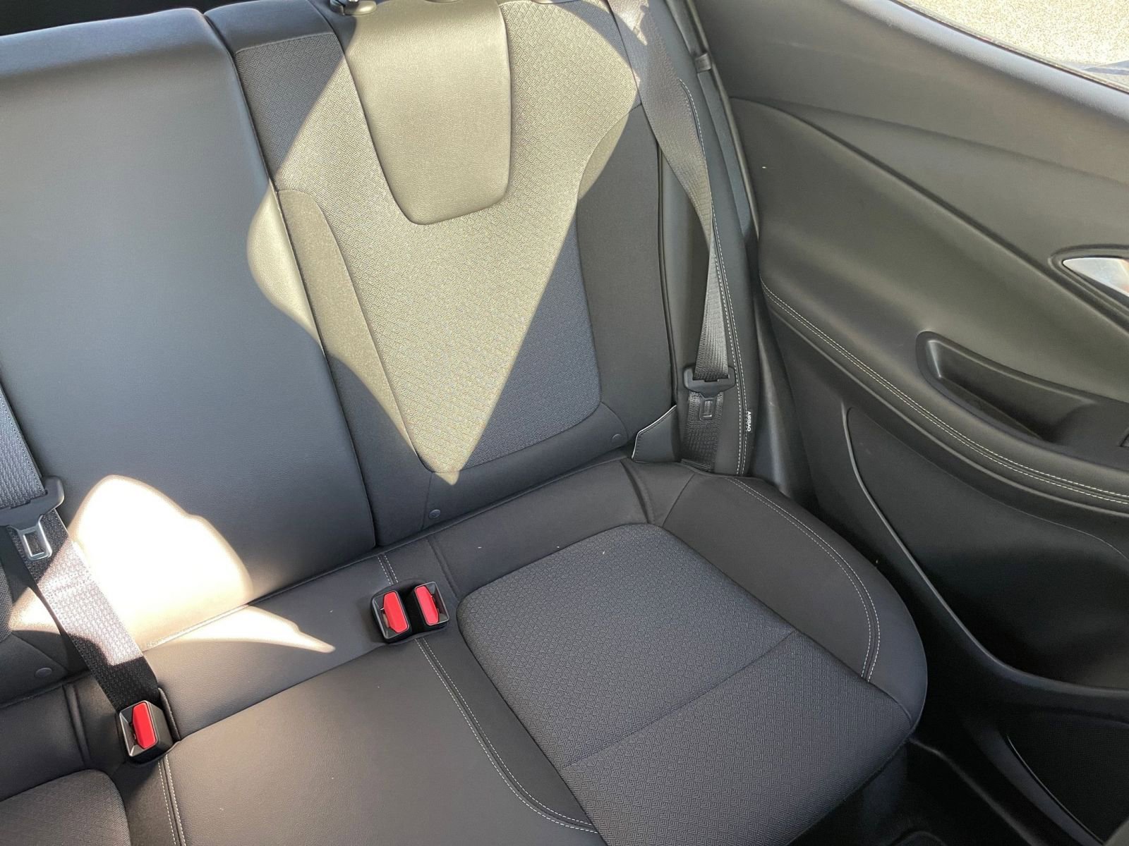 Thumbnail: 2025 Buick Encore GX - 35