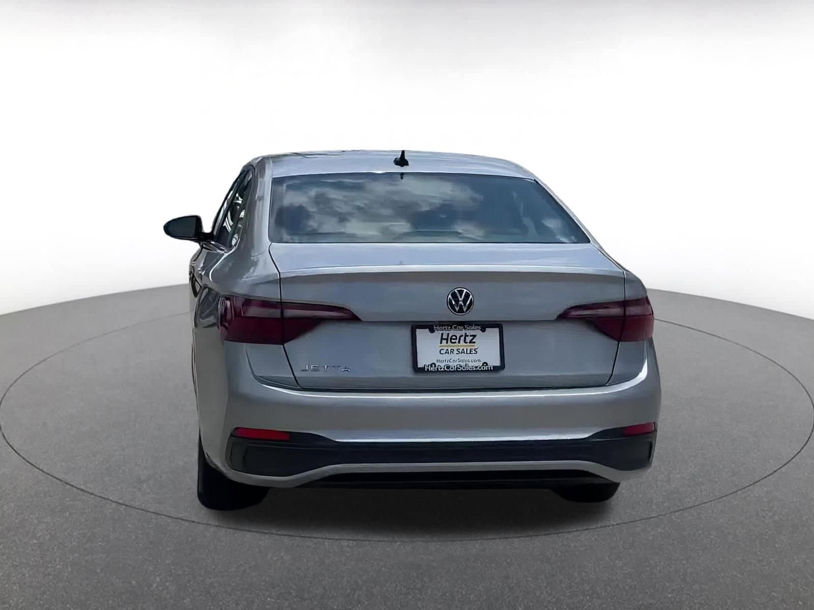 Thumbnail: 2024 Volkswagen Jetta - 9