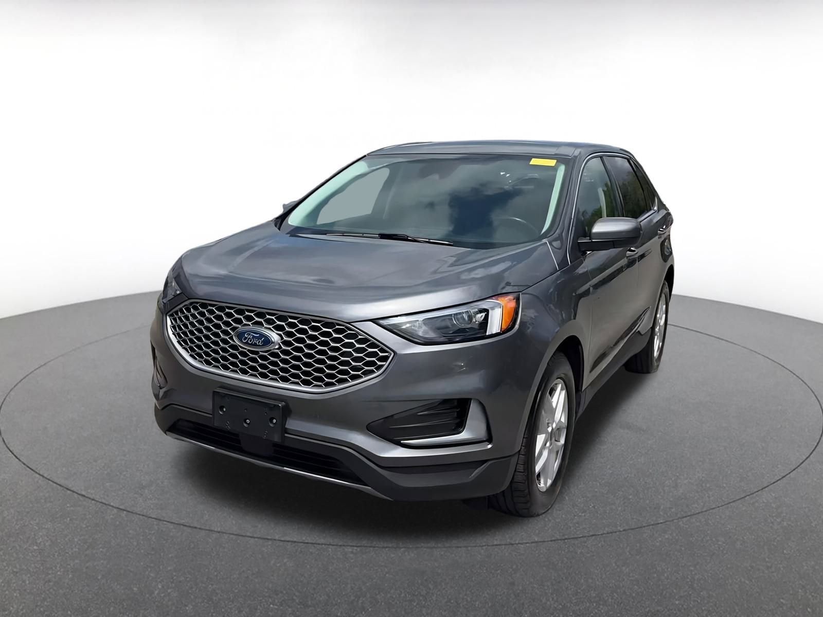 Thumbnail: 2024 Ford Edge - 4