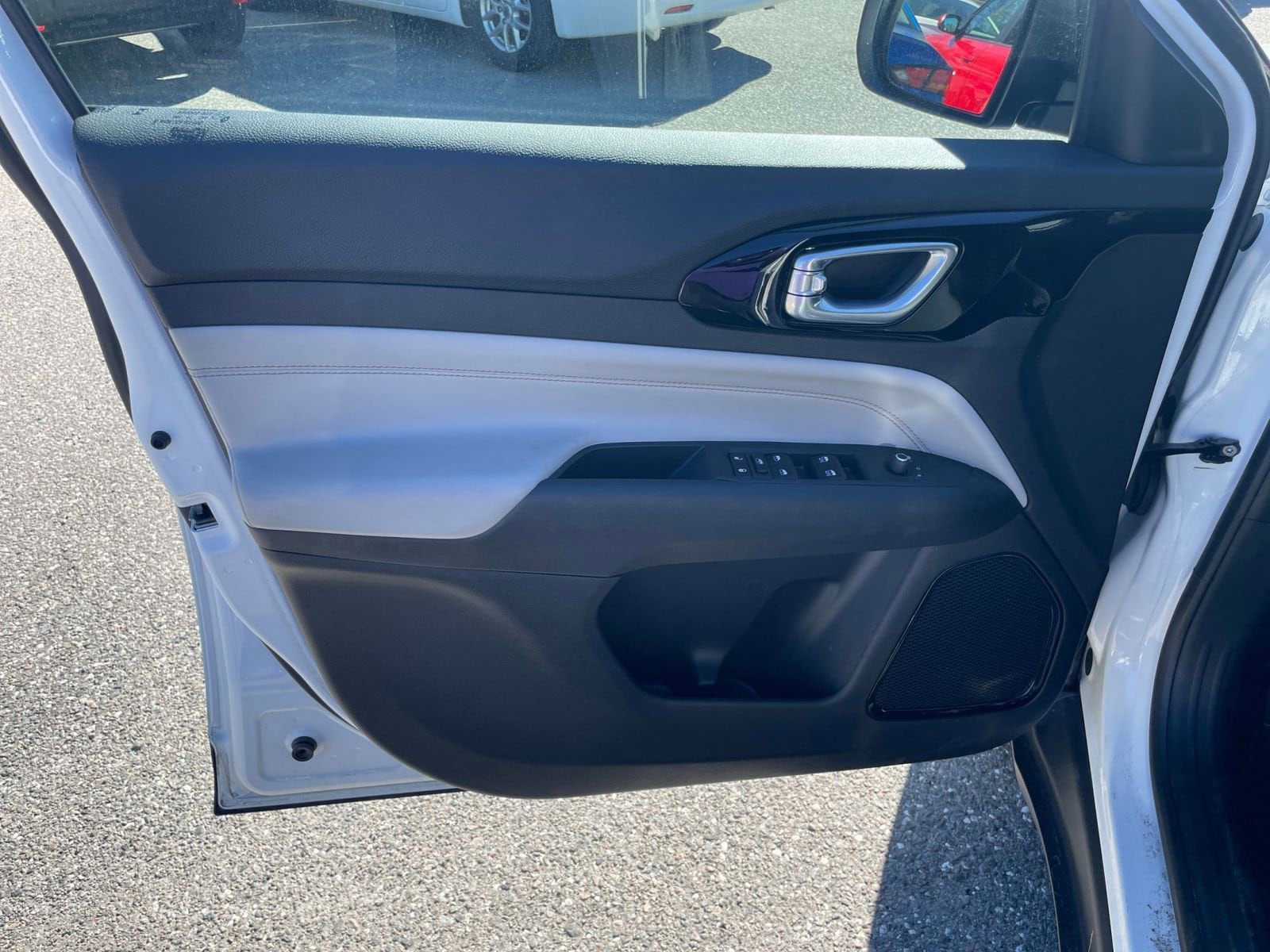 Thumbnail: 2025 Jeep Compass - 18