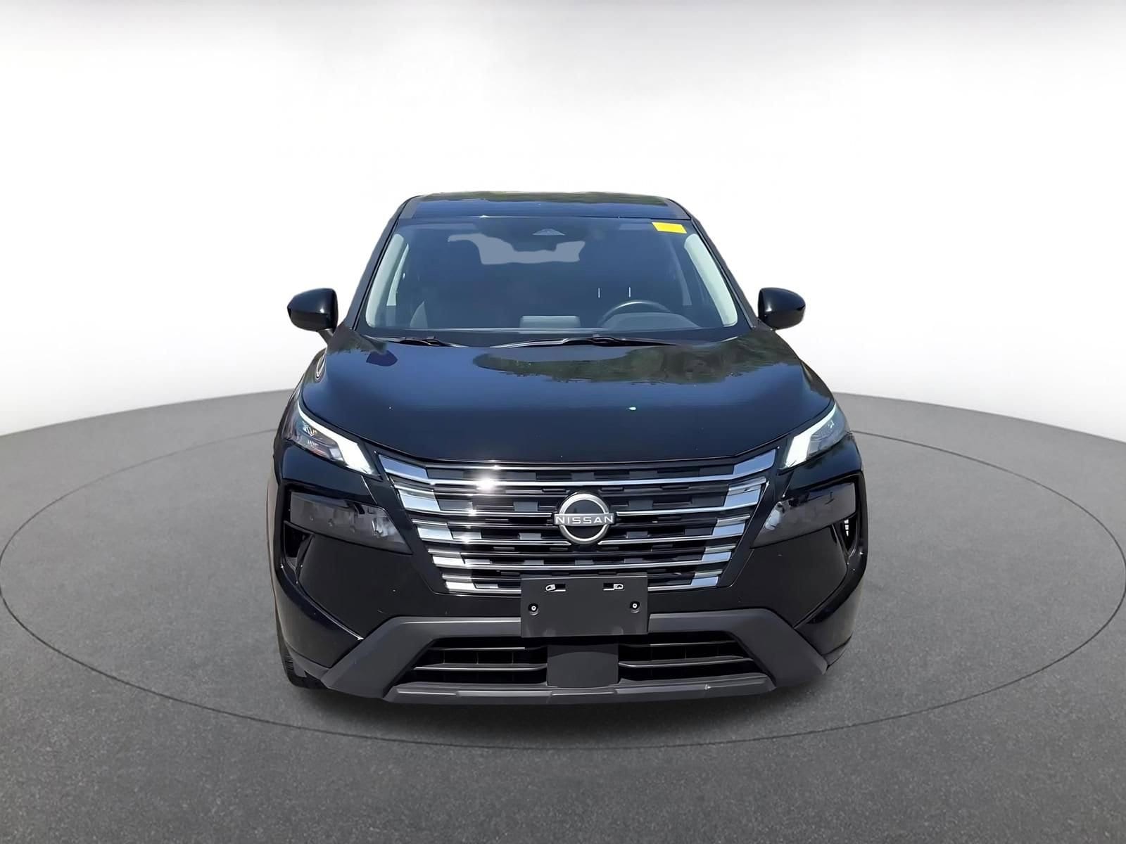 Thumbnail: 2025 Nissan Rogue - 3