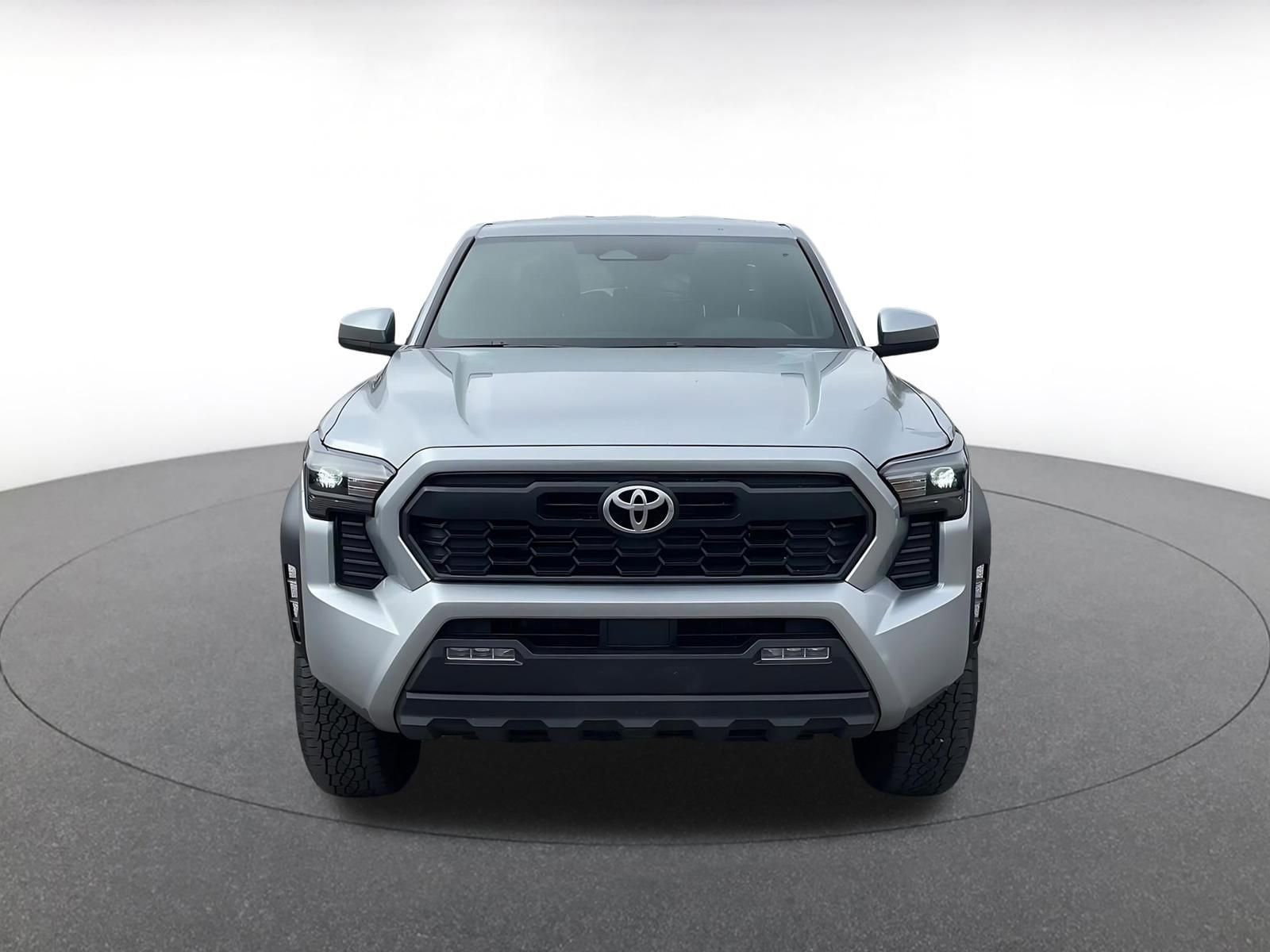 Thumbnail: 2025 Toyota Tacoma - 3
