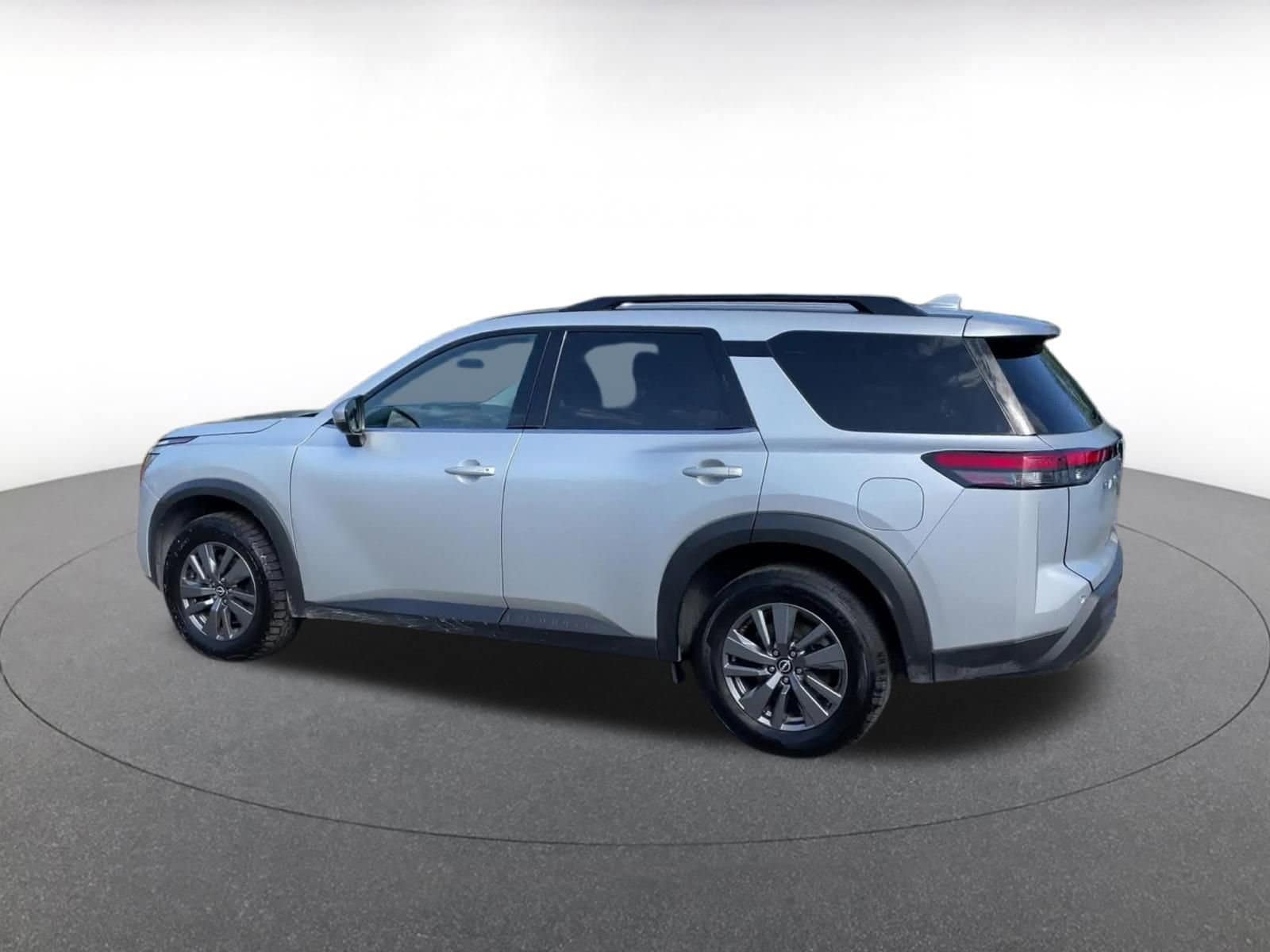 Thumbnail: 2025 Nissan Pathfinder - 9